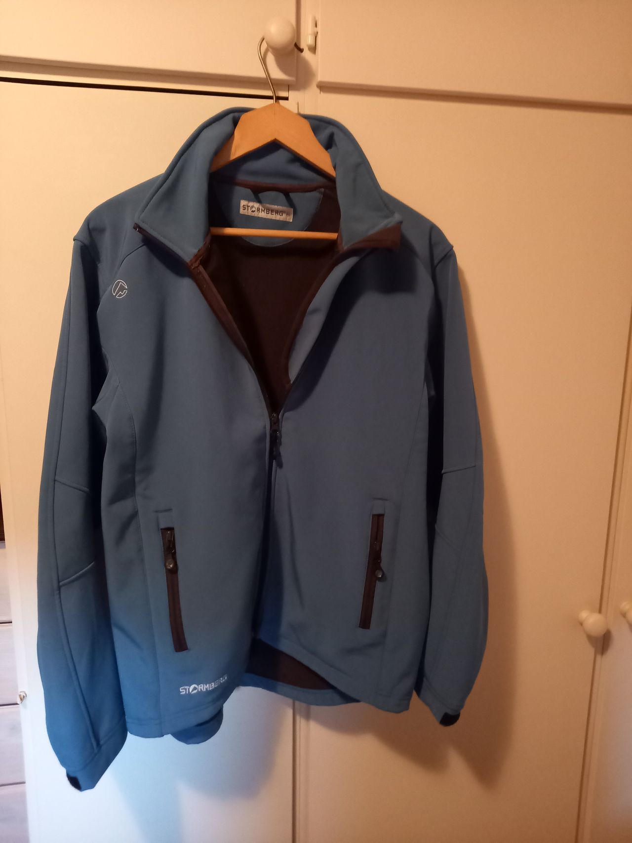 STORMBERG Softshell Jakke Str 40 FINN Torget