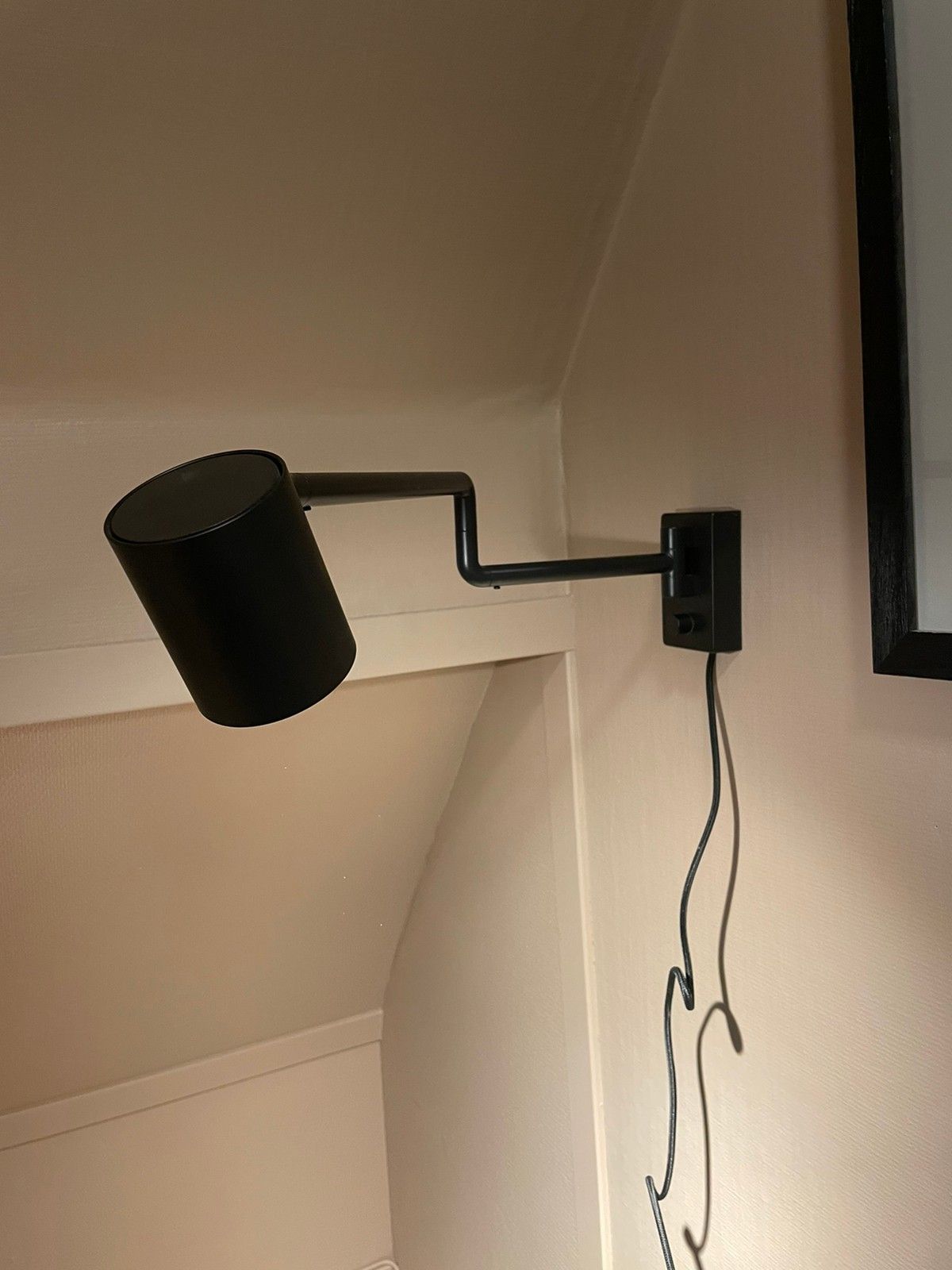 Nym Ne Vegglampe Med Svingarm Ikea Finn No