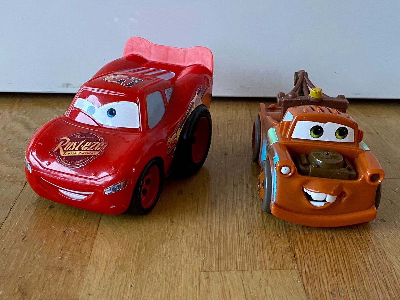 Store Disney Cars Lynet McQueen Og Taue Bill FINN Torget