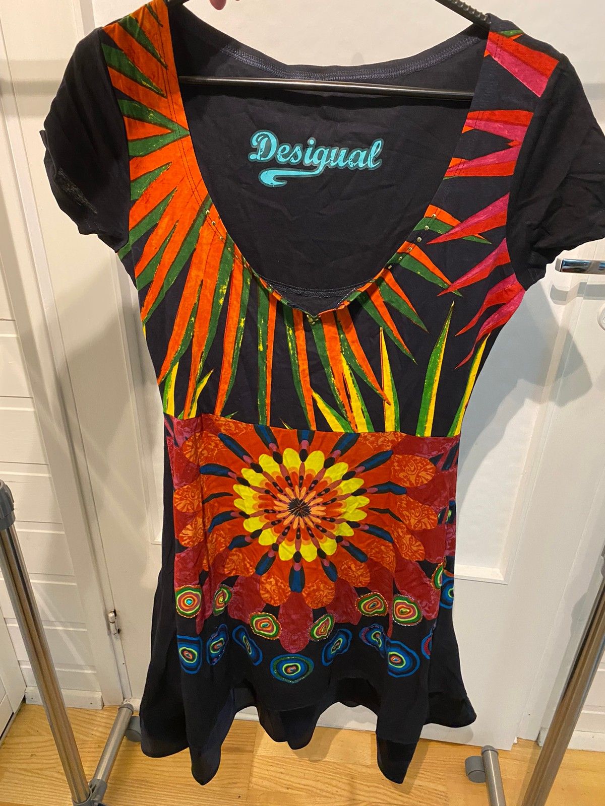 Lekker Desigual Kjole Str M L Pent Brukt Finn Torget