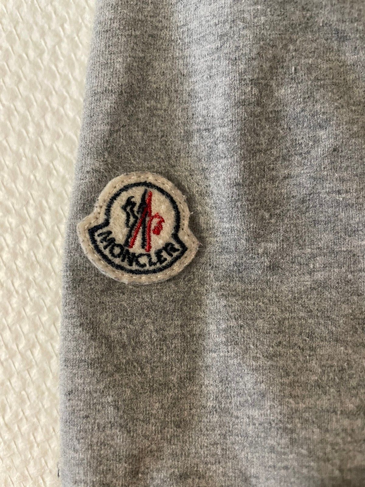 Moncler T Skjorte FINN Torget