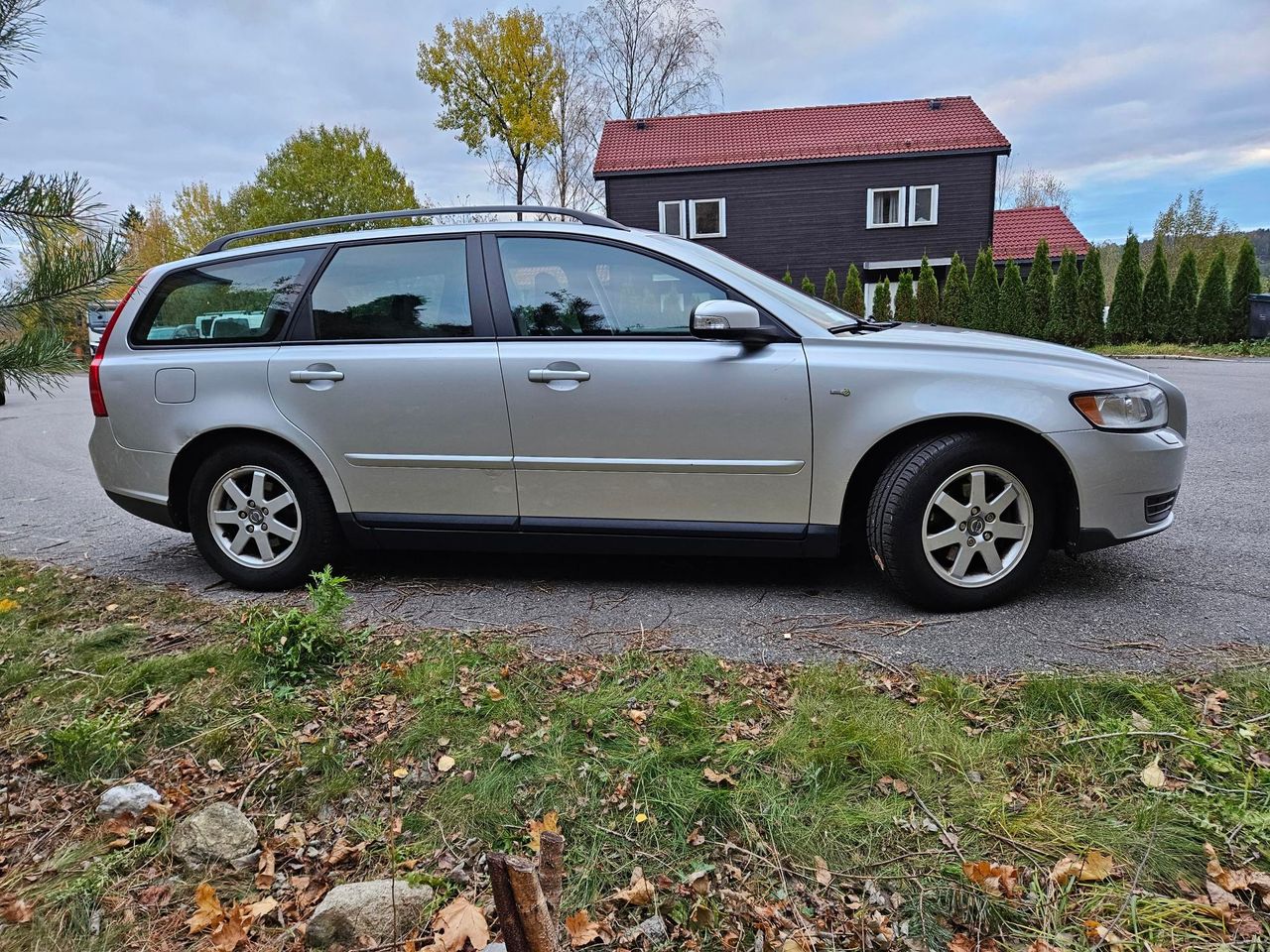 Bruktbil Til Salgs Volvo V Gr Hk Stasjonsvogn