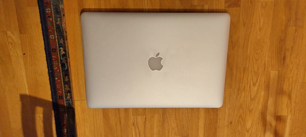 Macbook Pro 2015 Retina 15 AMD Radeon R9 M370X GPU FINN Torget