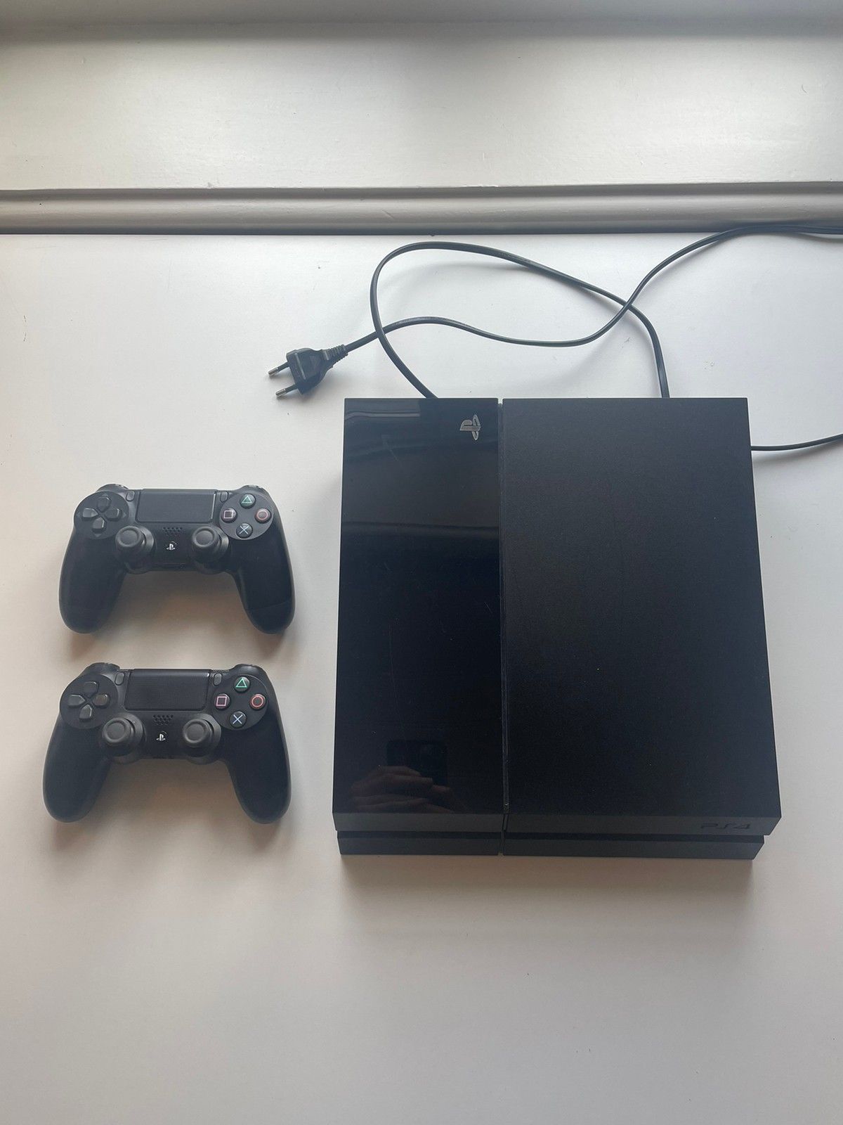 PlayStation 4 500 GB FINN Torget