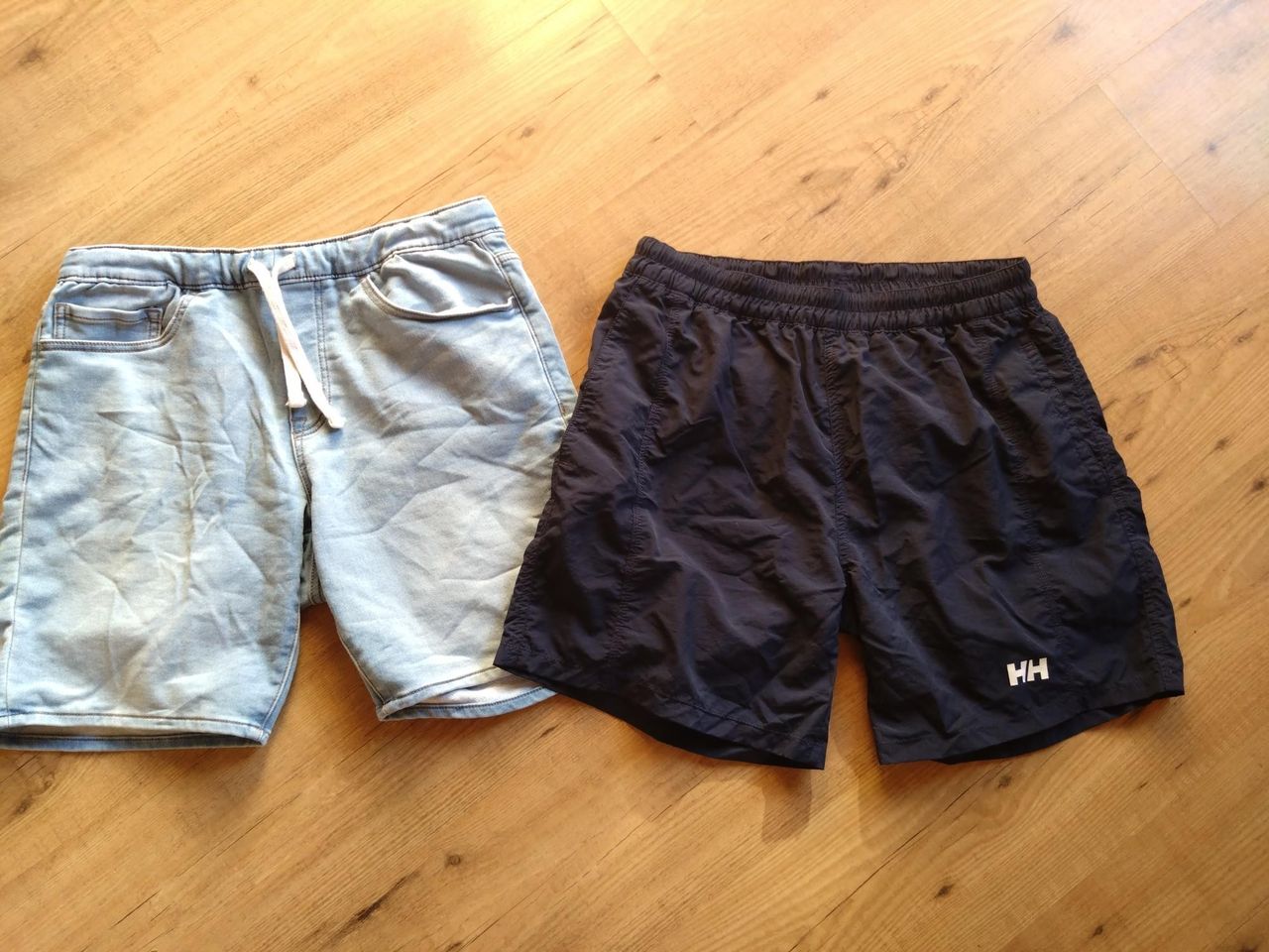 2 Shorts Og T Shorter FINN Torget