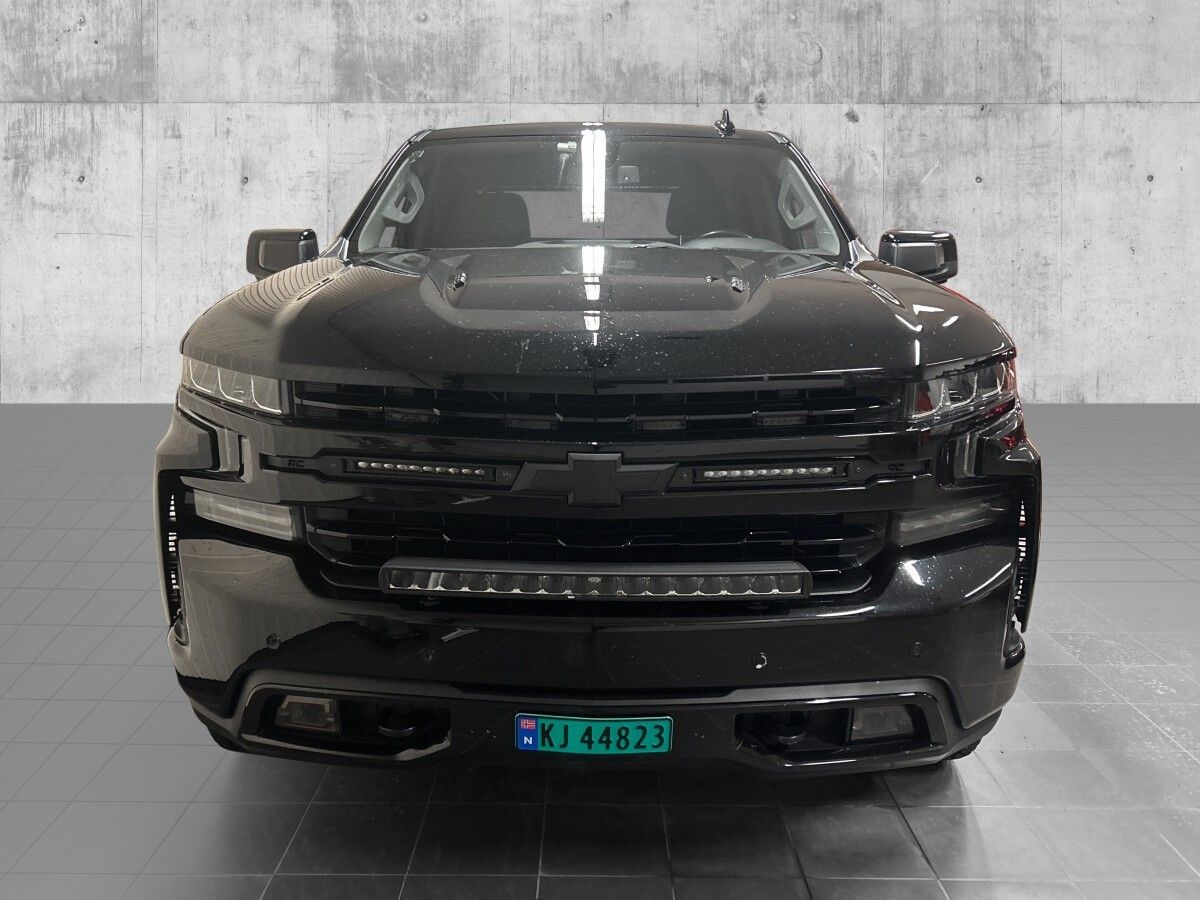 Bruktbil Til Salgs Chevrolet Silverado Svart Hk