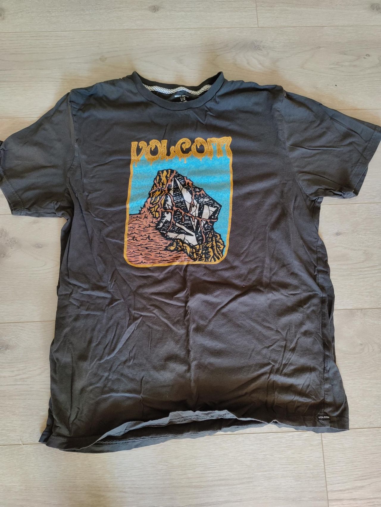 Volcom T Skjorte FINN Torget