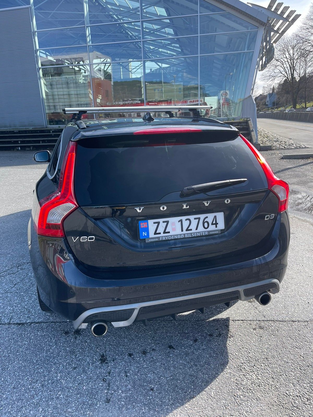 Bruktbil Til Salgs Volvo V60 2012 Svart 163 Hk Stasjonsvogn