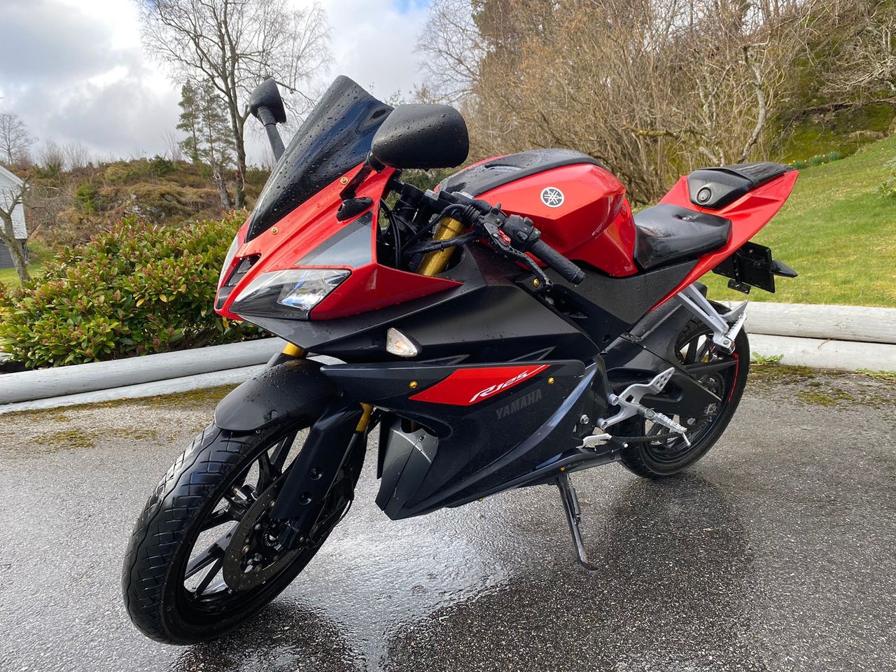 Til Salgs Yamaha Yzf R Ccm Lett Mc Finn No