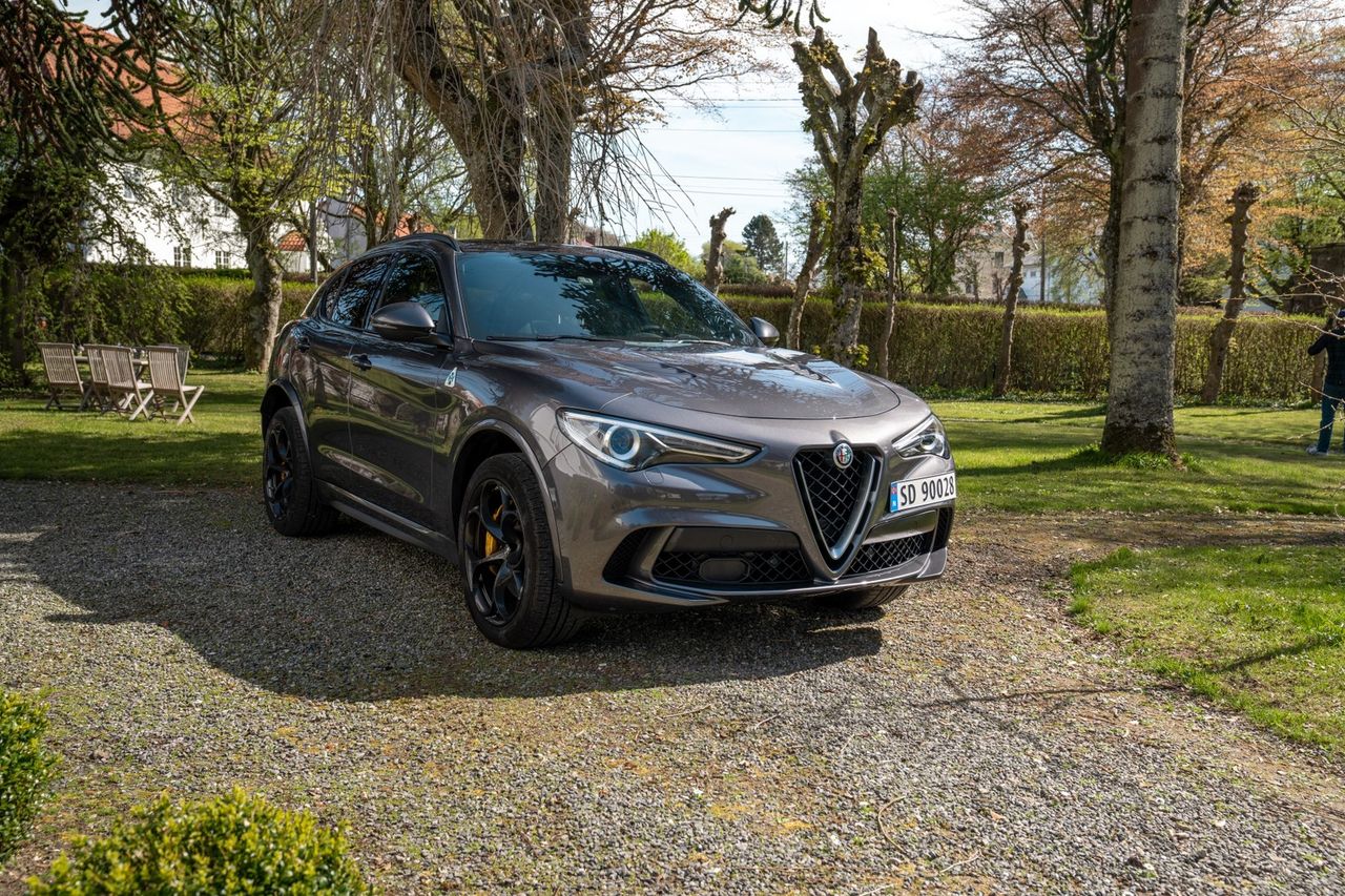 Bruktbil til salgs Alfa Romeo Stelvio Quadrifoglio 2018 Grå 510