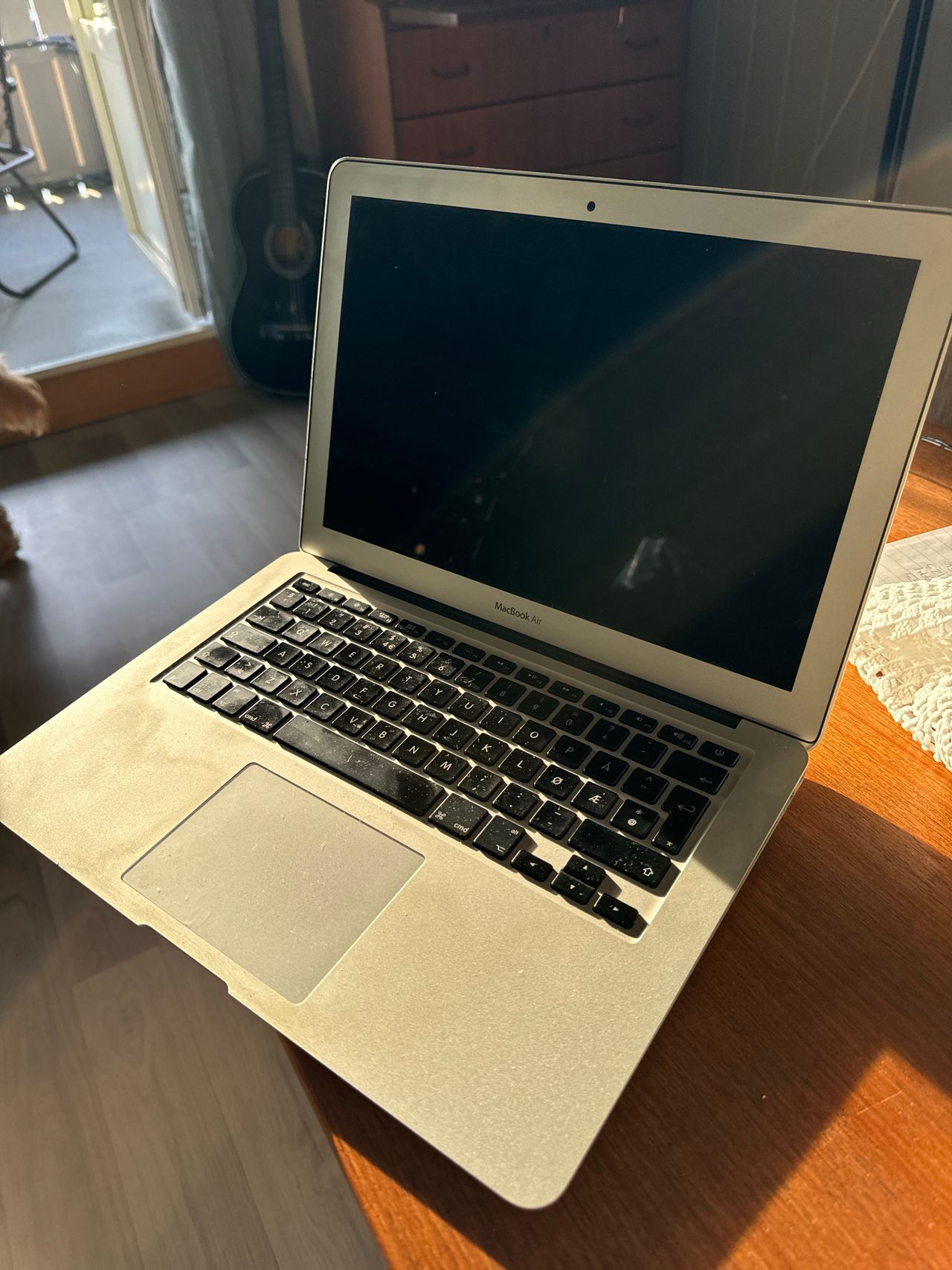 Macbook Air Finn Torget