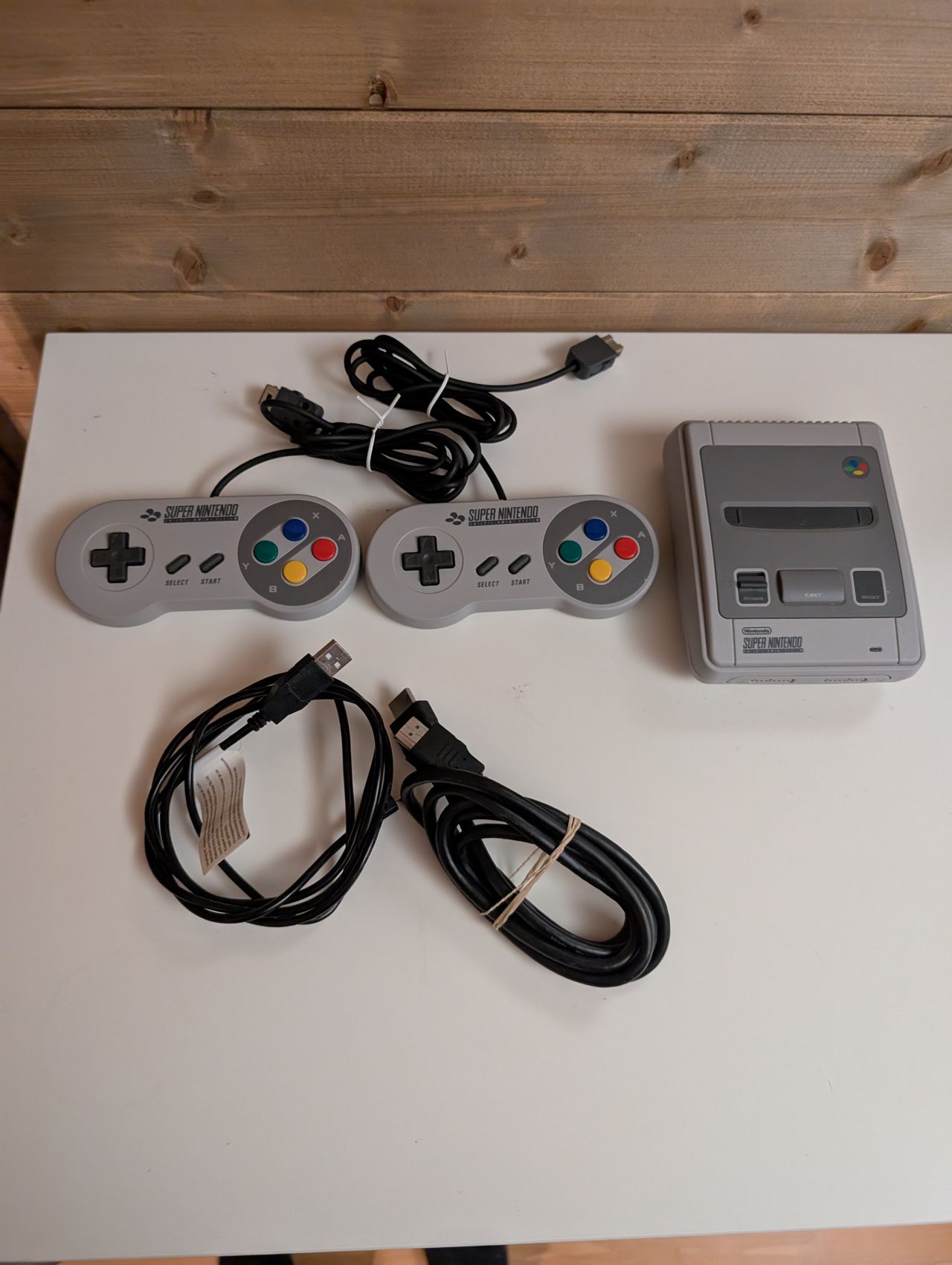 Nintendo Classic Mini Super Nintendo Entertainment System SNES