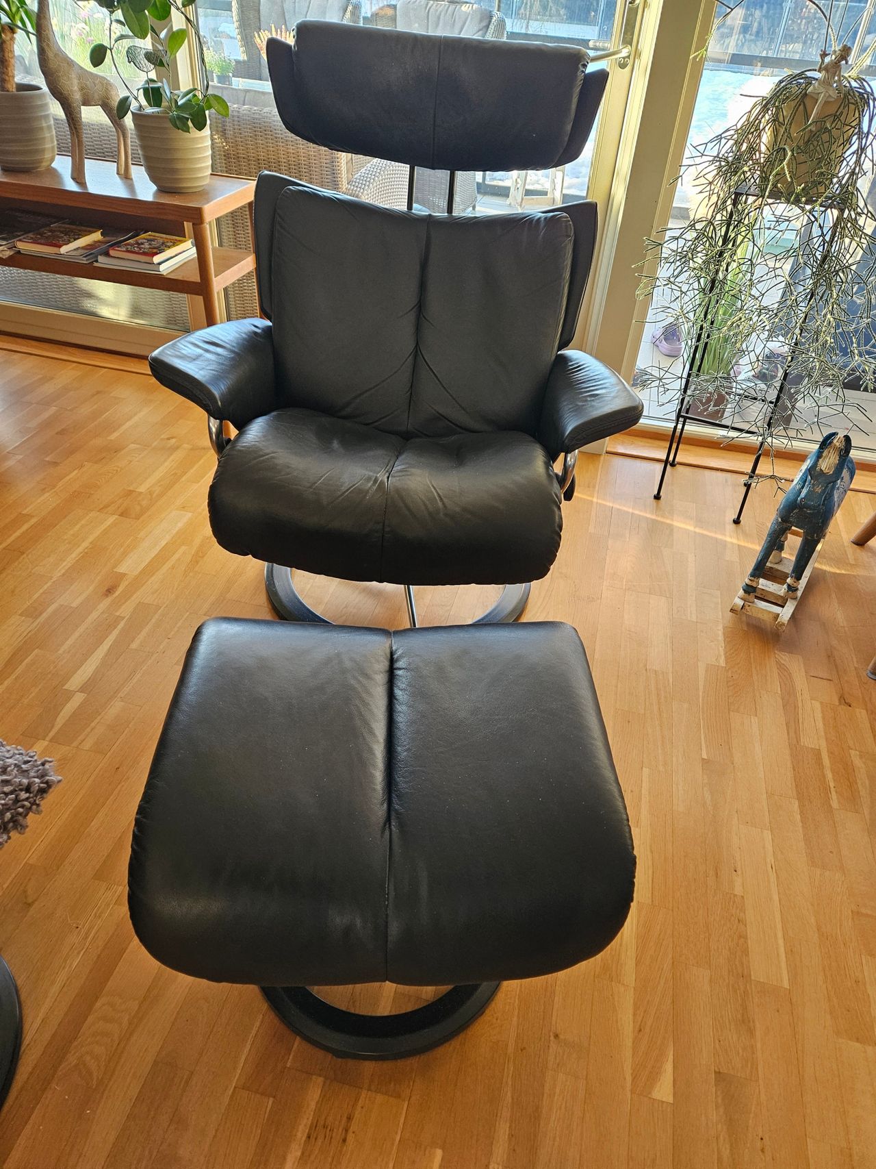 Svart Ekornes Stressless Med Krakk Selges Finn Torget