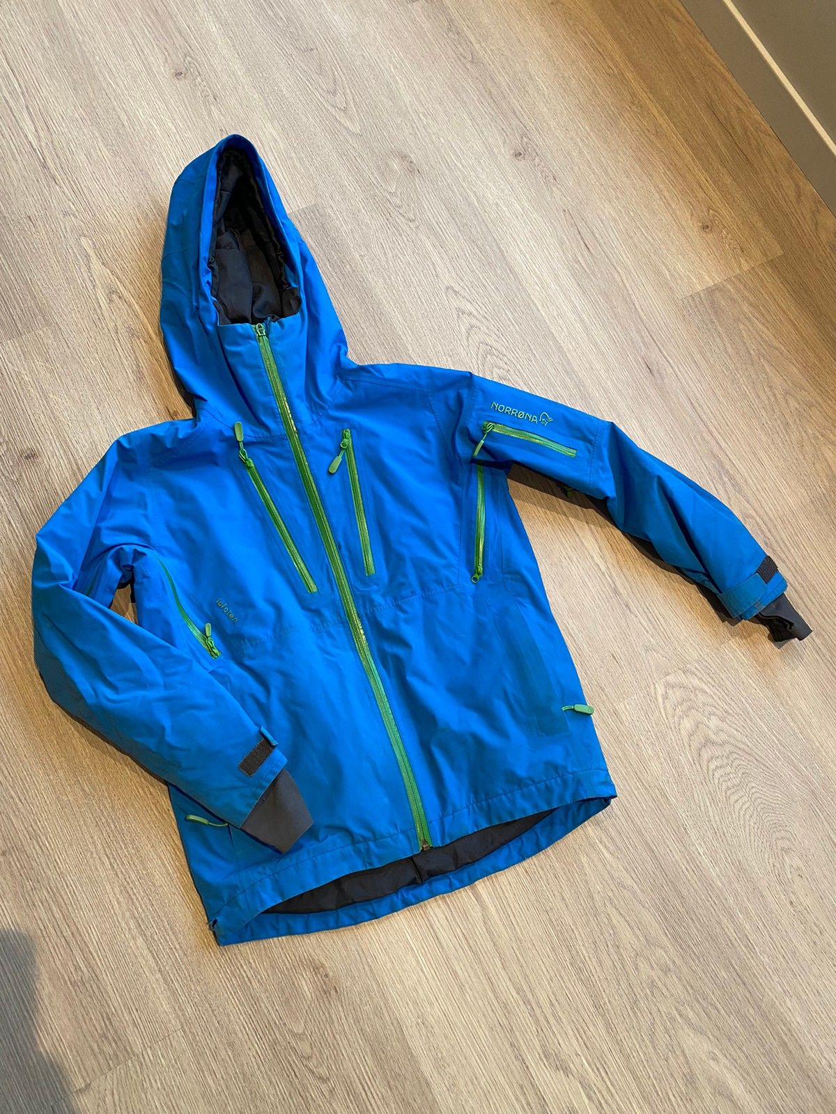 Norrøna Lofoten Goretex primaloft jakke 140 cm FINN torget