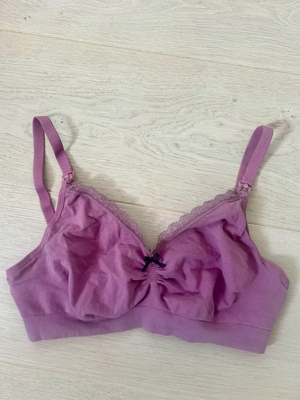 Boob Amme BH FINN Torget