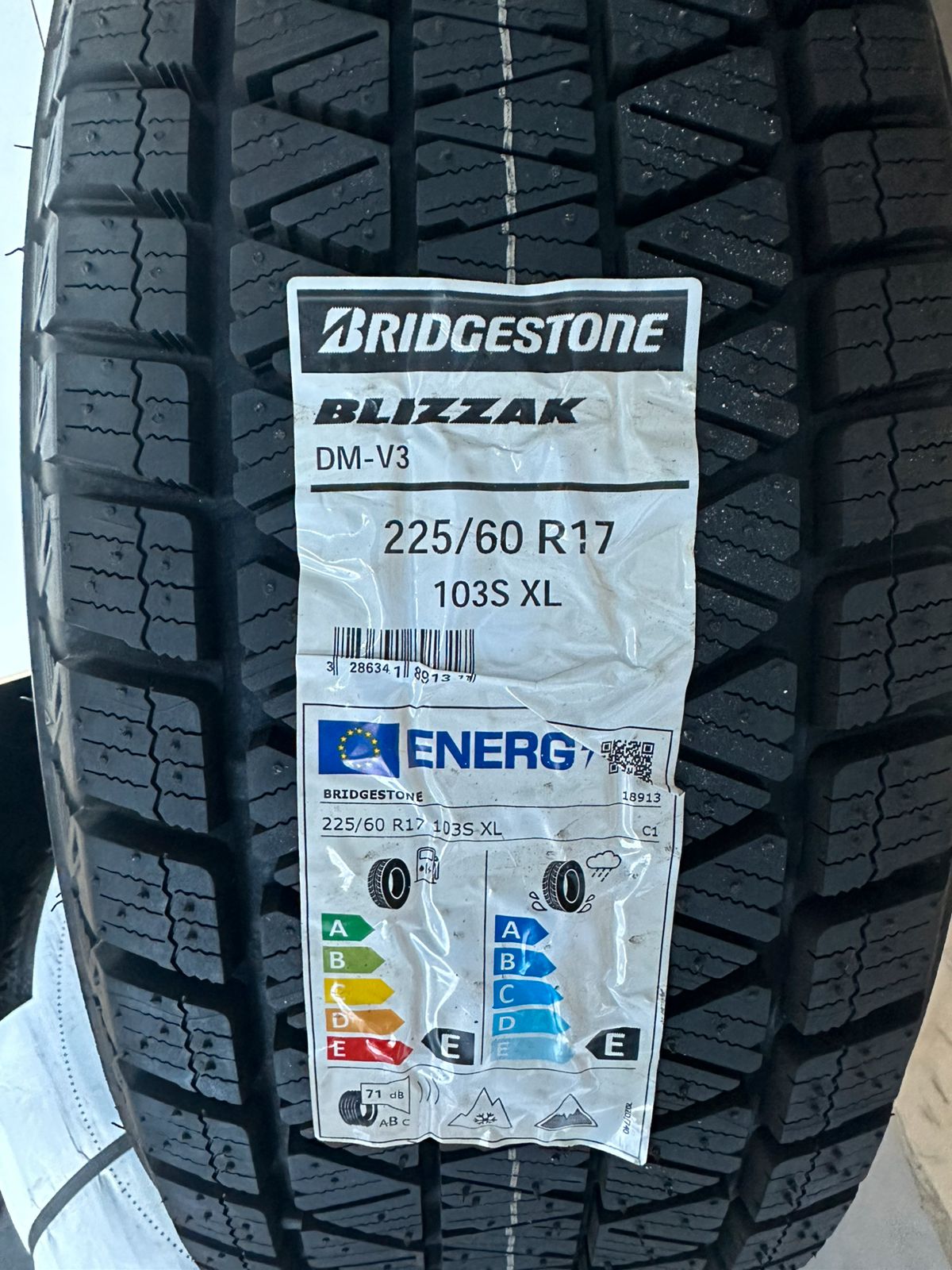 4stk Vinterdekk Og Felger 225 60 17 Bridgestone 5x112 Skoda Vw Audi