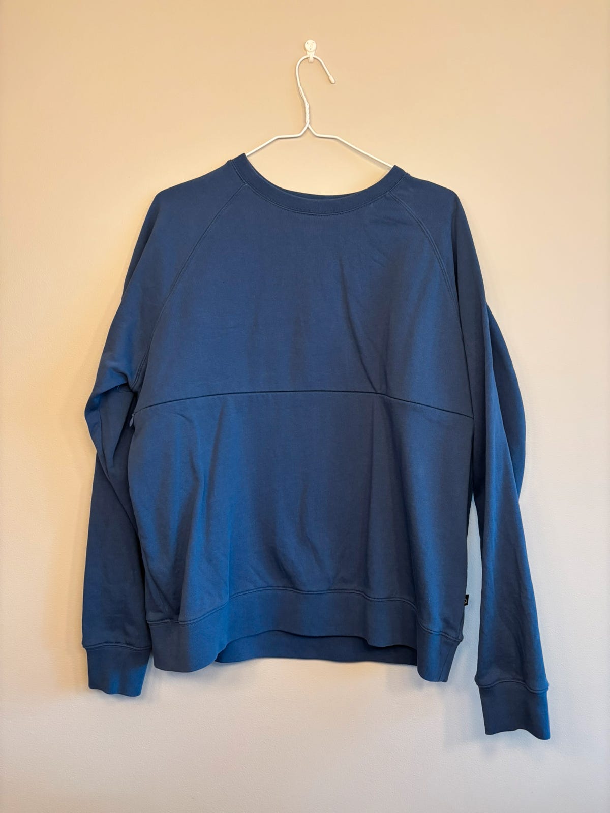 Boob Ammegenser Sweatshirt FINN Torget
