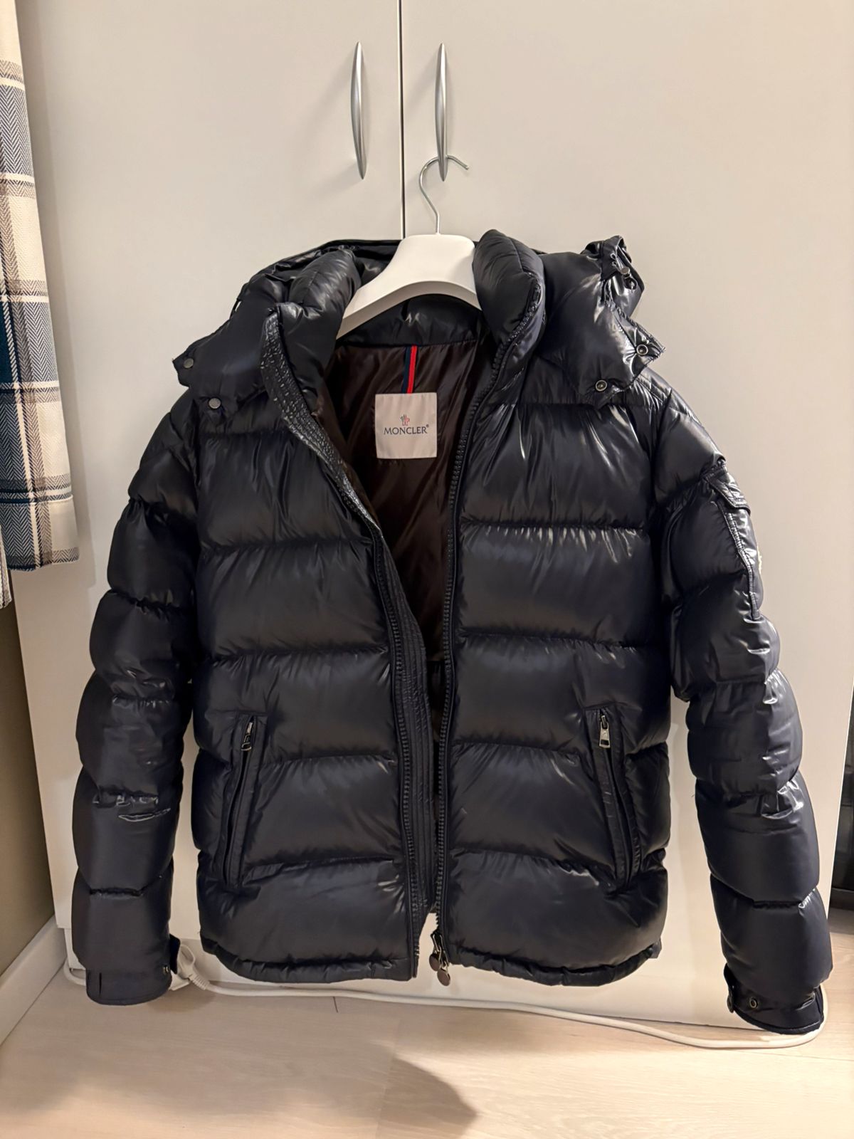 Moncler Maya Jakke Finn Torget