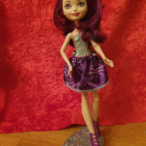 Monster High Dukker FINN Torget