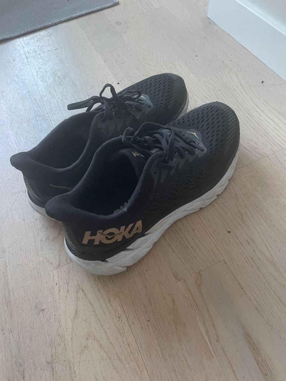 Bare Litt Brukt HOKA ORA RECOVERY SHOE 2 FINN Torget