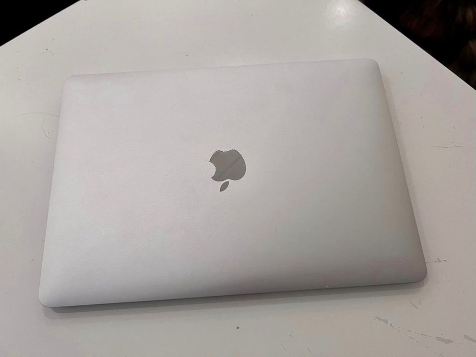 Macbook Air M Finn Torget