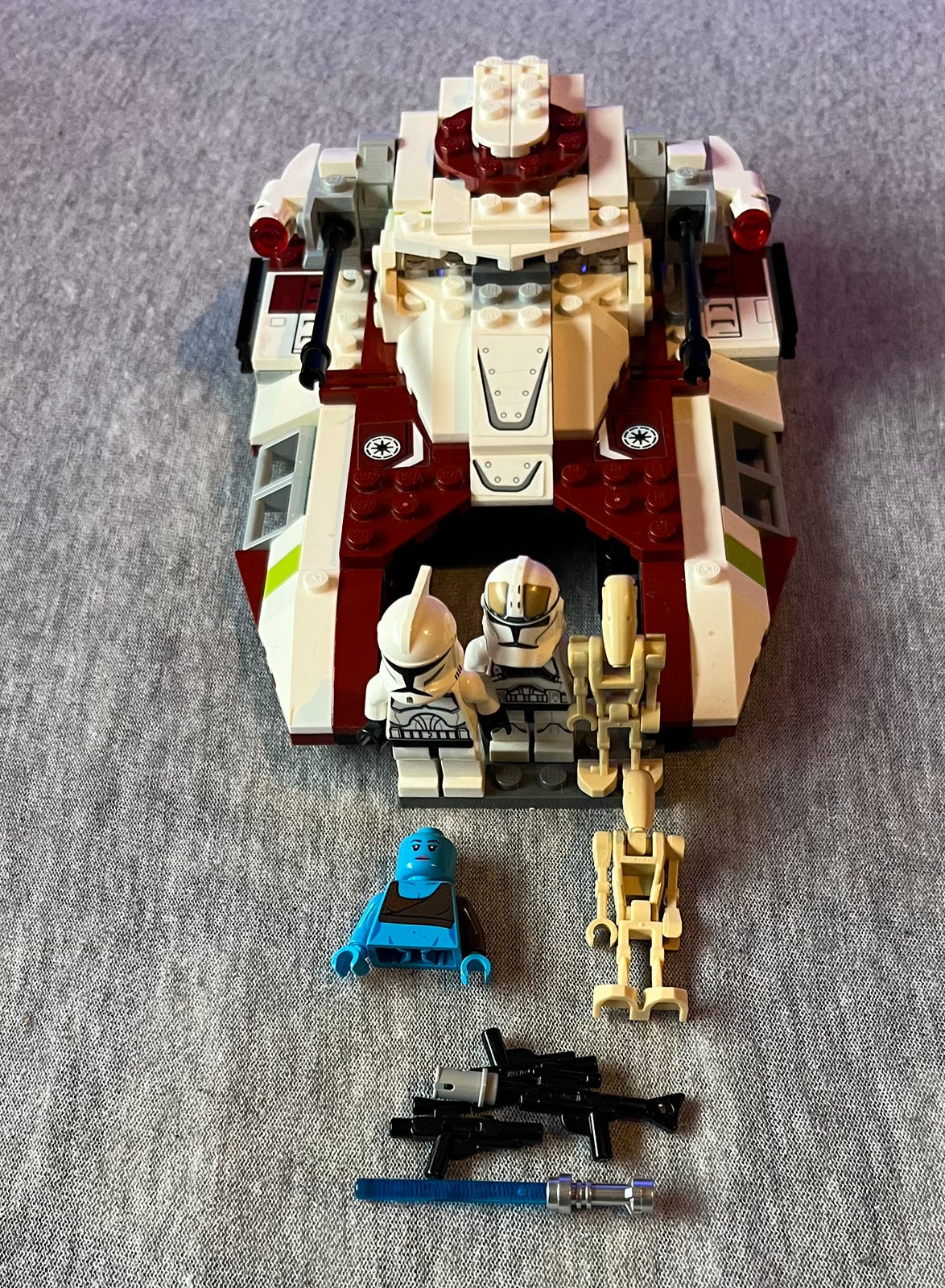 Republic Fighter Tank 75182 FINN-torget