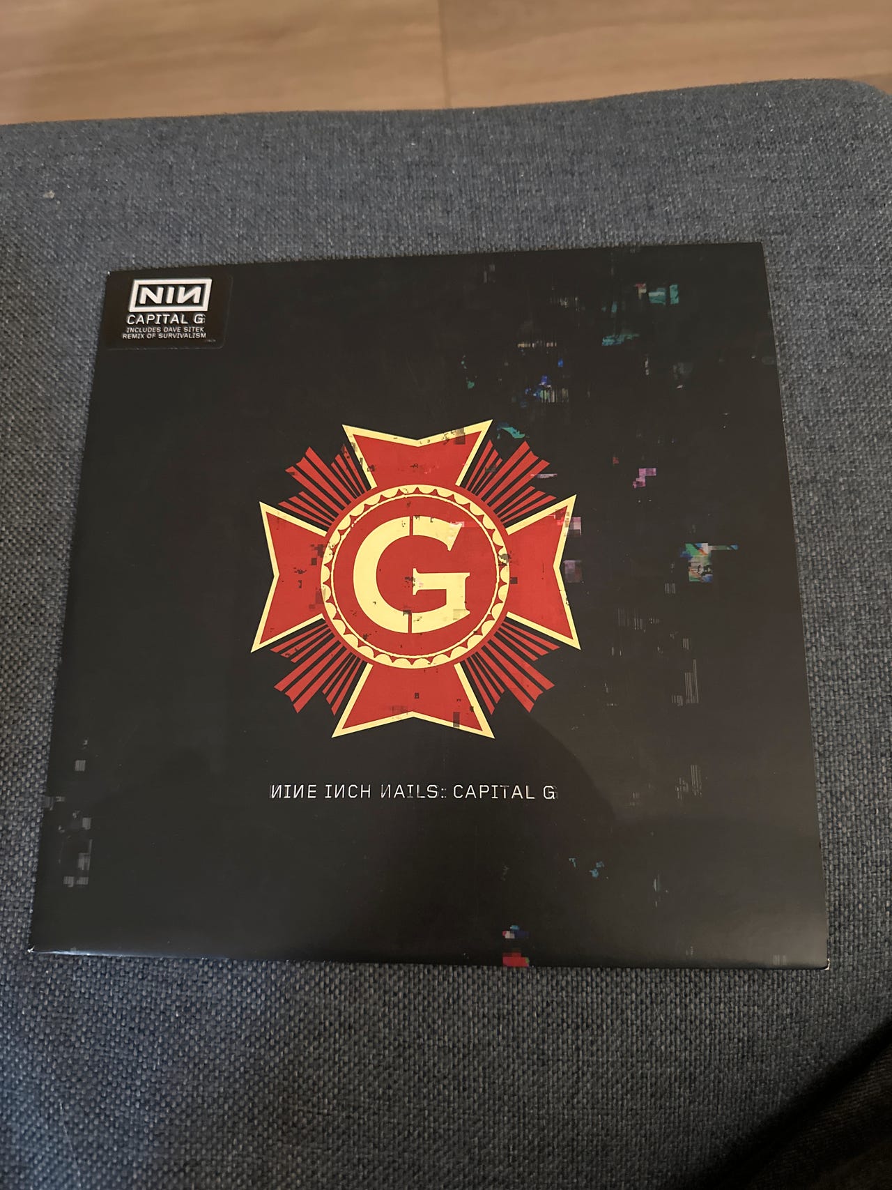 Nine inch nails - capital g 9 tommer | FINN-torget
