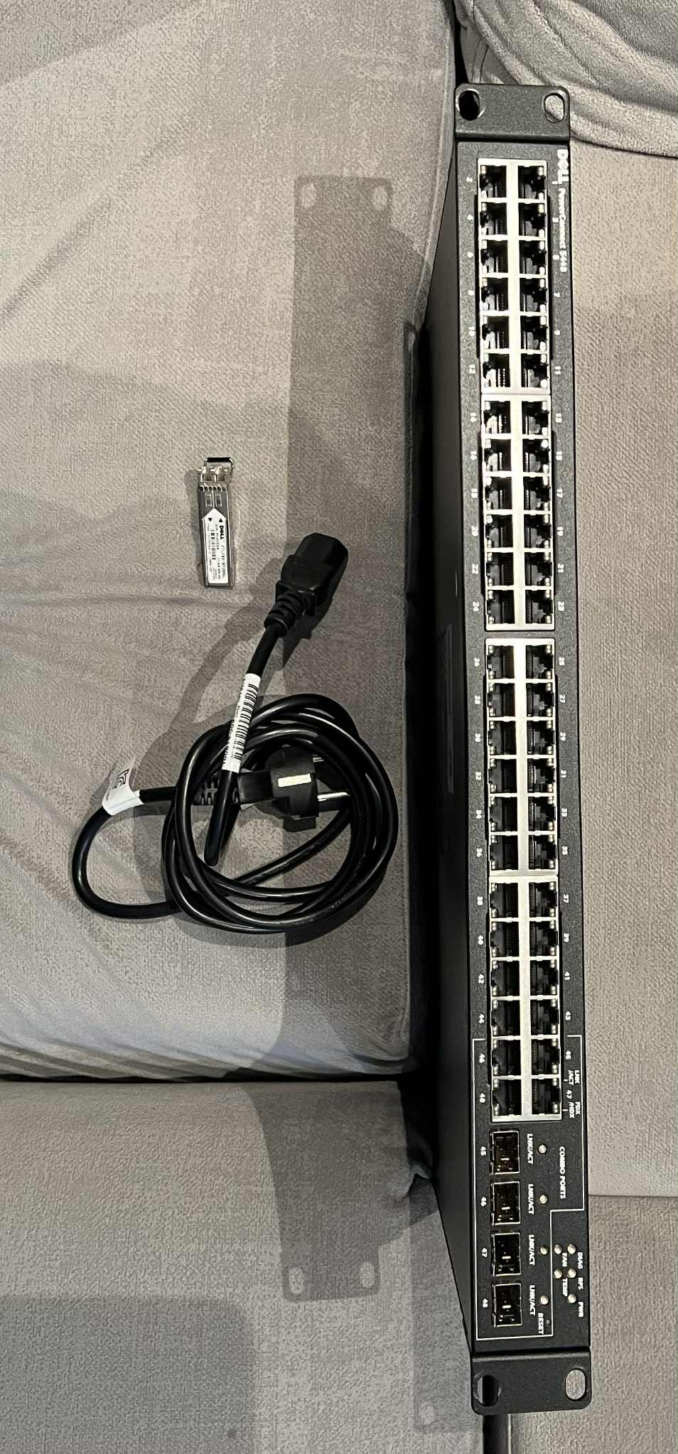 Switch Dell PowerConnect 5548 - 48x 10/100 + 2x SFP + 2x Gigabit - - Equipamentos de TI para Data Center