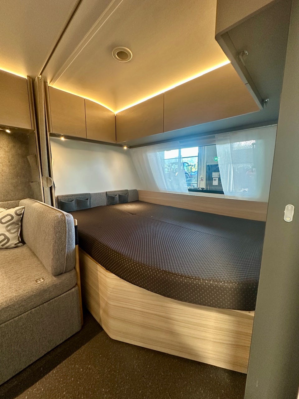 1368c184-6284-4733-98c8-0116daaffc28