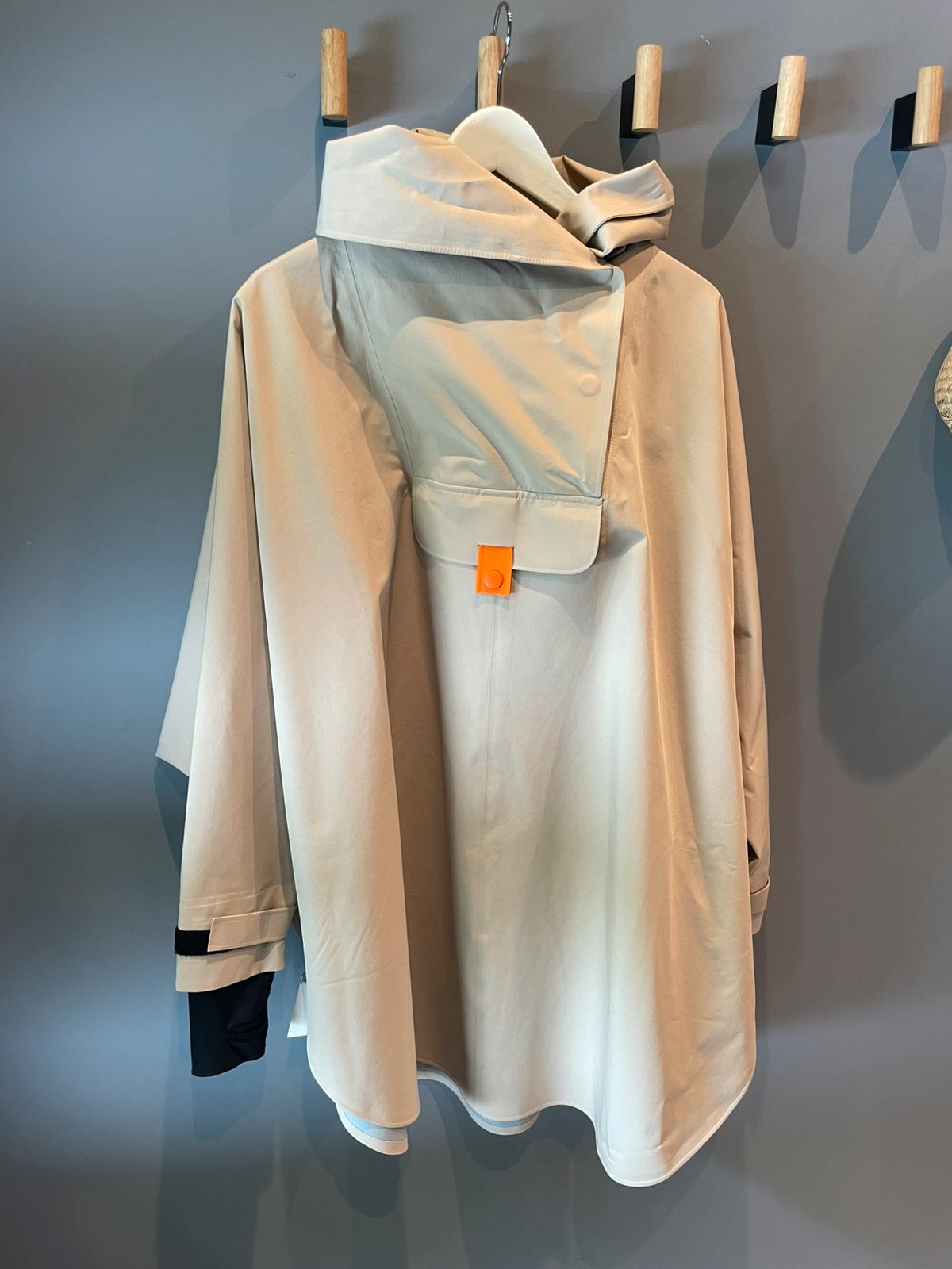 Blæst Bergen regn poncho Str S | FINN-torget