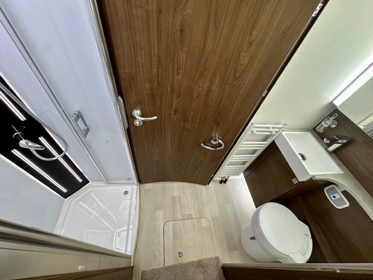 1d58b2a2-7cde-4952-bc5a-98586897e46a