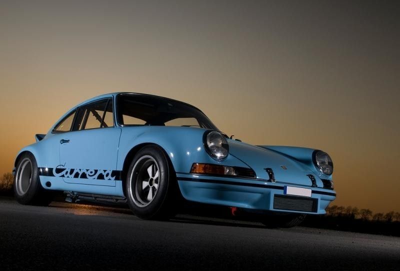 Порше форум. Porsche 911 Carrera RS. Porsche 911 Carrera RSR 1973. Porsche 911 Classic. Порше 911 стенс.