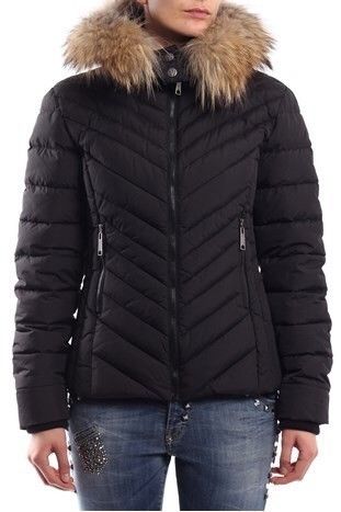 Parkas vinterjakke med ekte pels V collection | FINN.no Vinterjakke med pels | FINN.no
