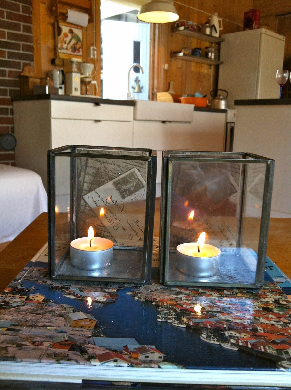 Koselig å tenne levende lys, og bare ha ferie! Sms 92200182 Galleribilde