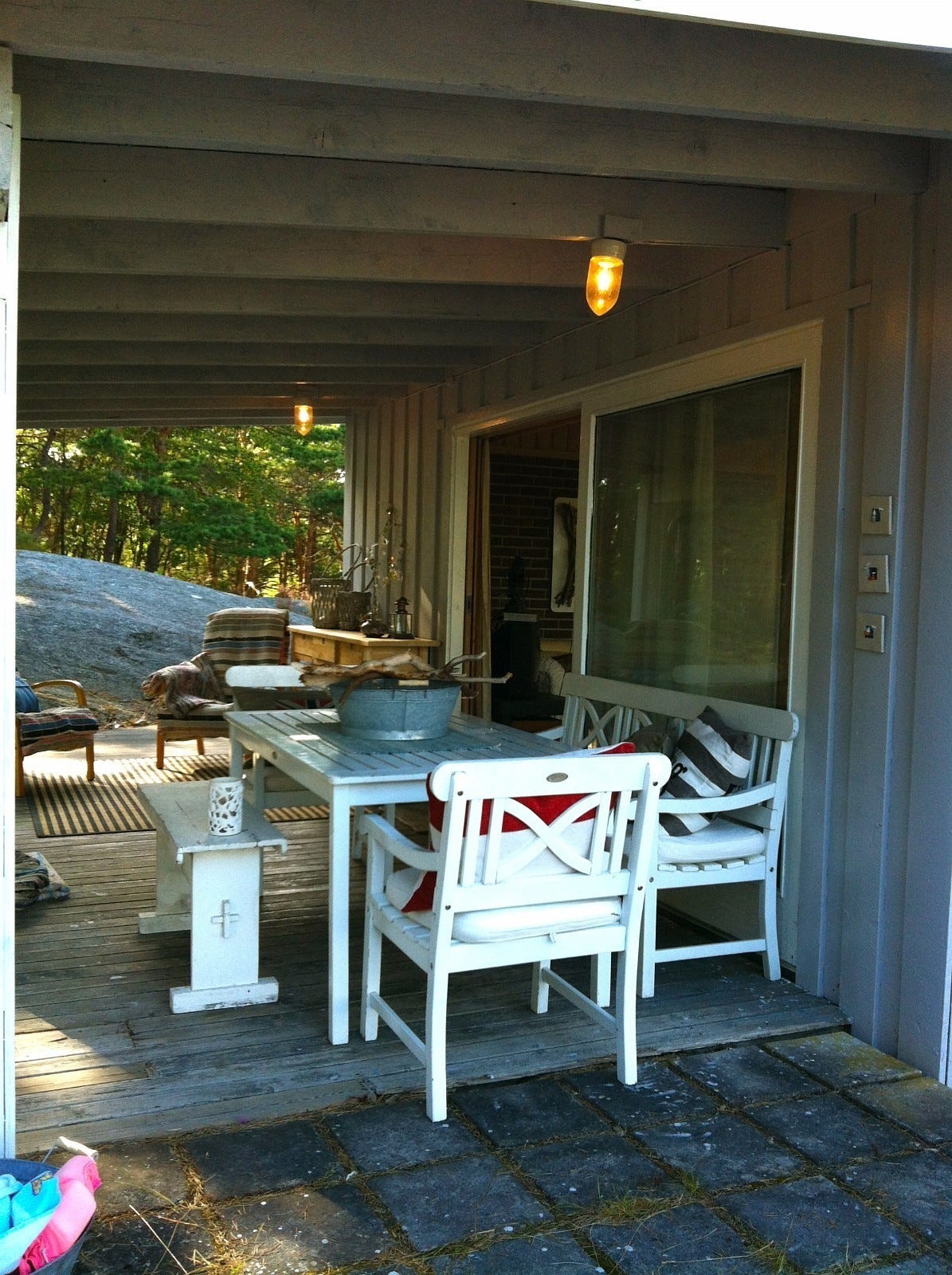 Veranda på sør-siden. Sms 92200182 Galleribilde