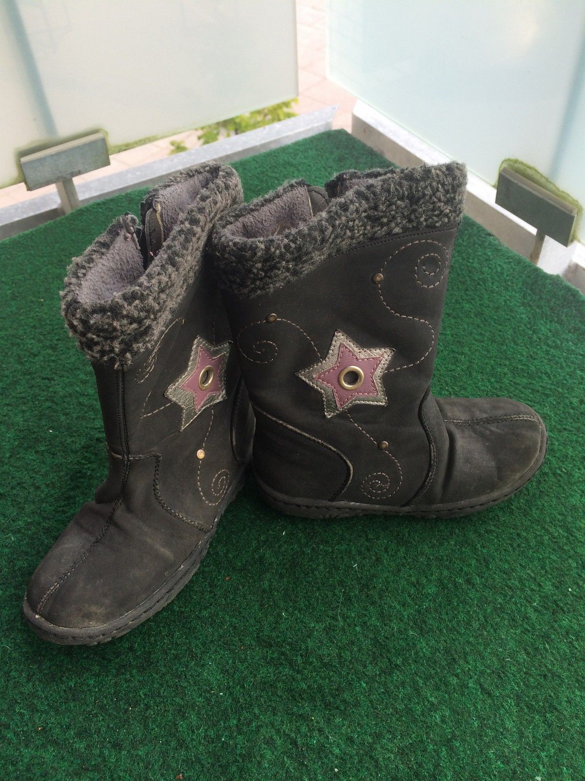 gore tex uggs