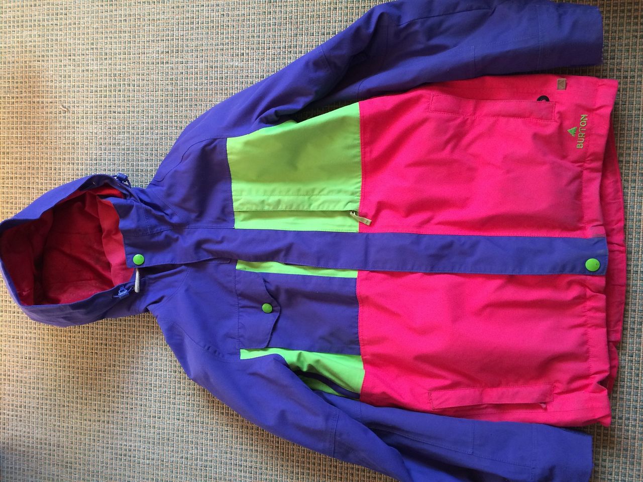 Burton skisnowboard jakke strl. L | FINN.no Burton Ski Snowboard Jakke str L hvit | FINN.no