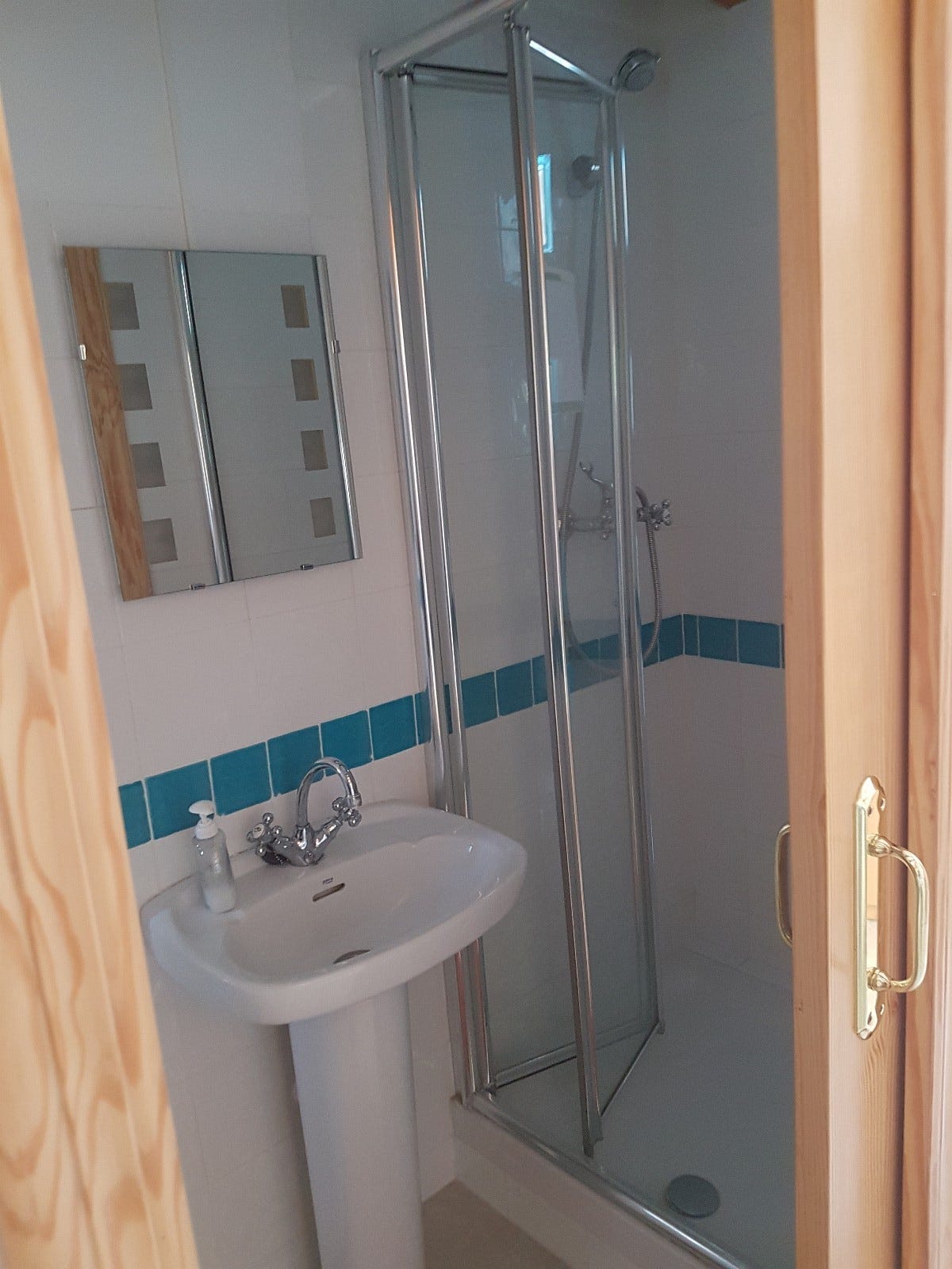 Bad, oppe Galleribilde