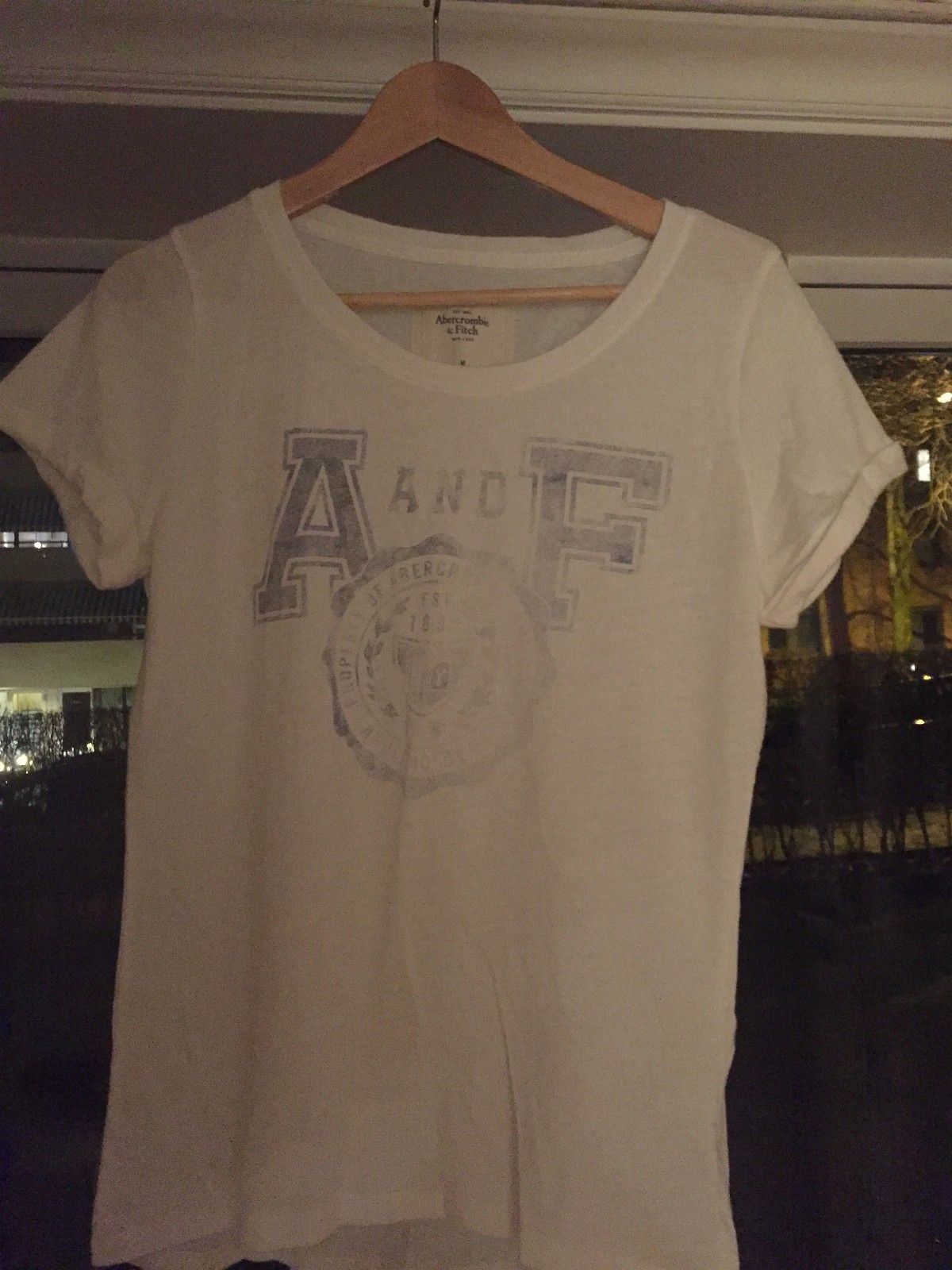Kul t skjorte fra Abercrombie & Fitch | FINN.no T skjorter fra Abercrombie and Fitch selges! | FINN.no