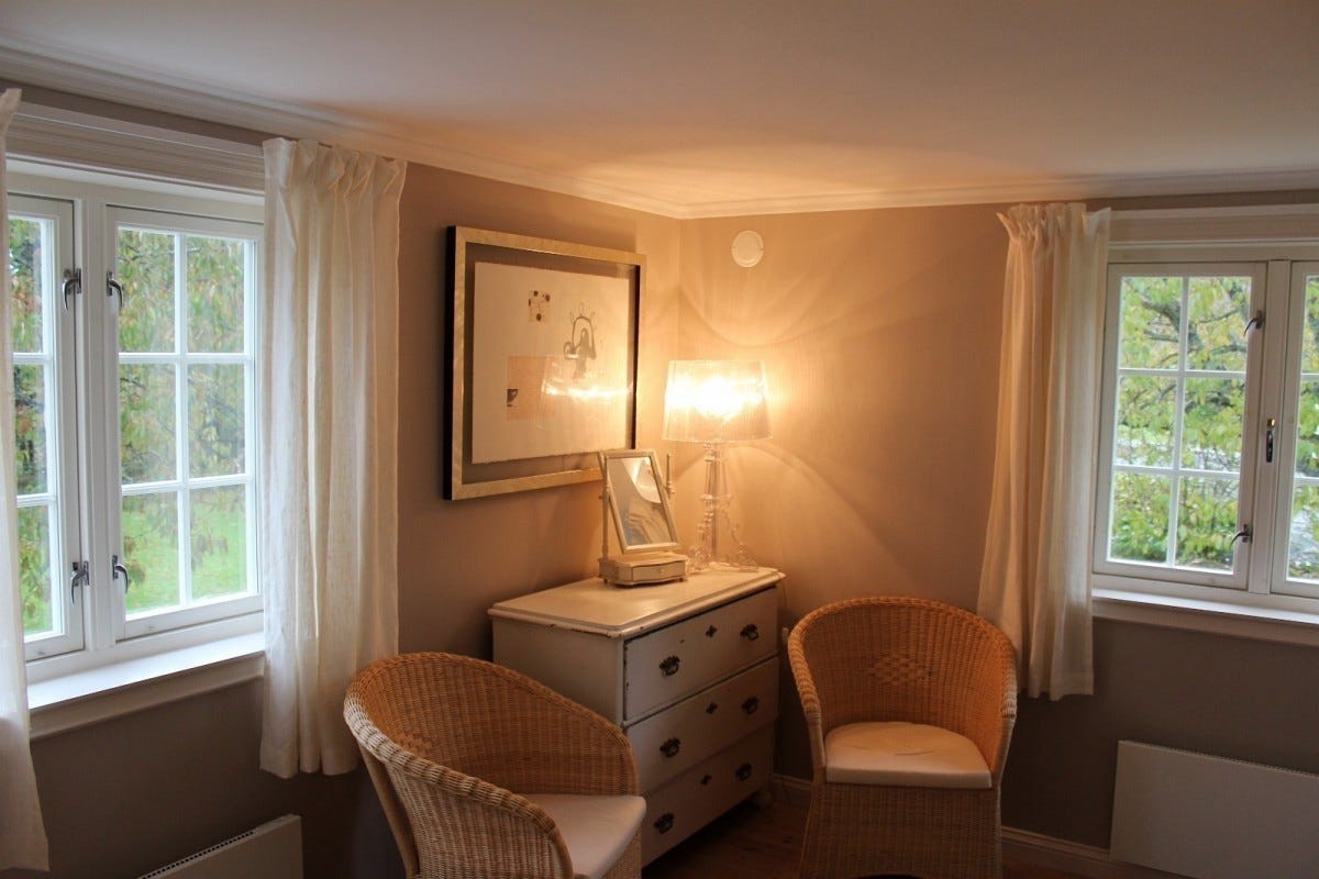 Soverom 4 Stort - 1 etasje - 180 bredde seng - Mulig å sette inn barneseng. Galleribilde