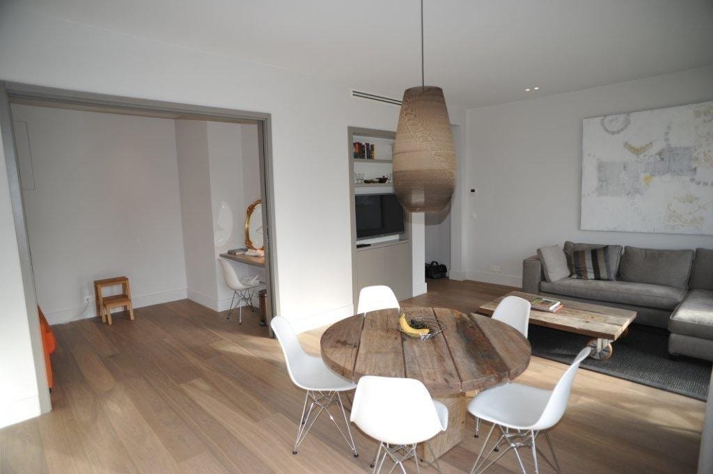 Arbeidsrom/separat sove-alkove i tilknytning til stuen Galleribilde