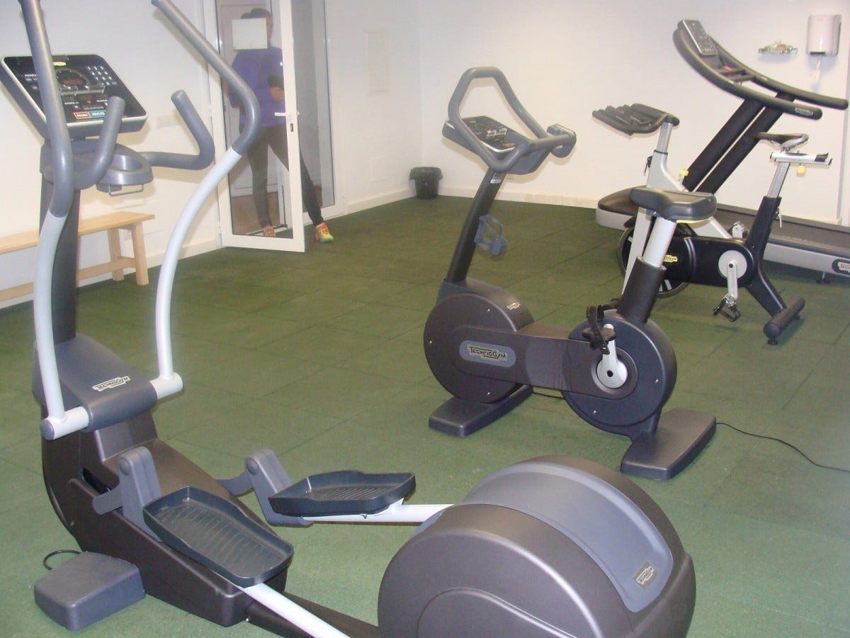 Bilde fra trimrommet i Privilegio de Marbella. Til GRATIS benyttelse for våre gjester. Galleribilde