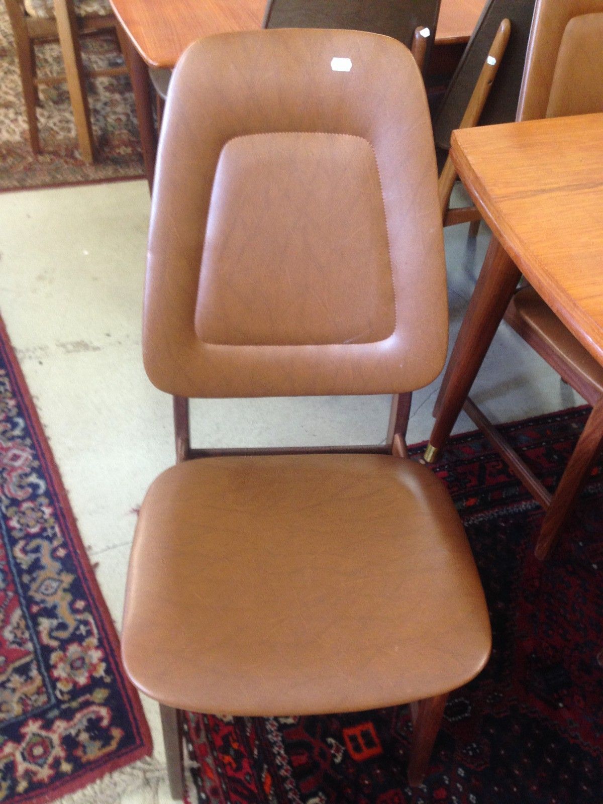 Flott retro spisebord i teak selges | FINN.no Norsk designklassiker fra 50 tallet. Retro stol selges | FINN.no