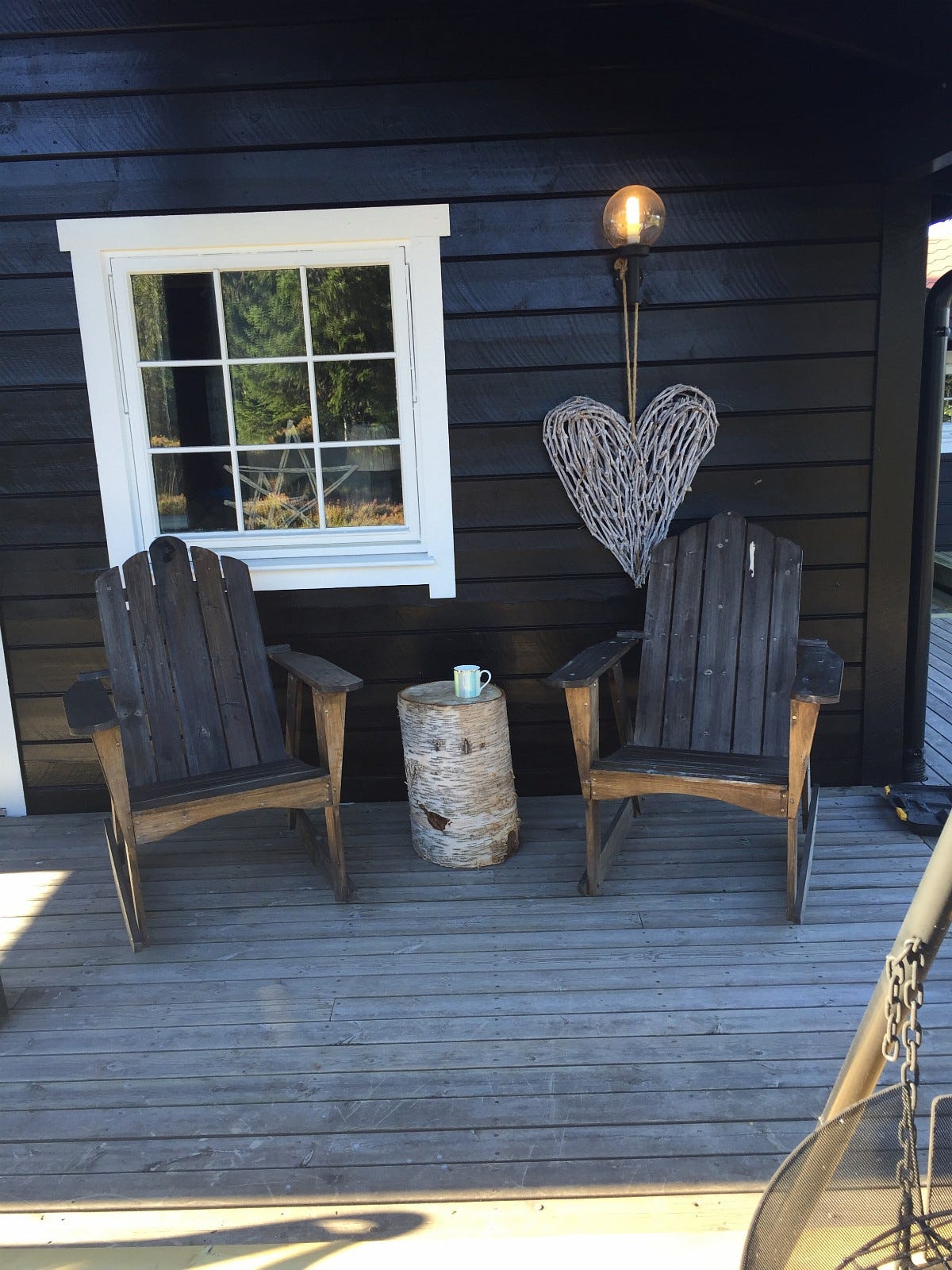 kos i hytteveggen Galleribilde