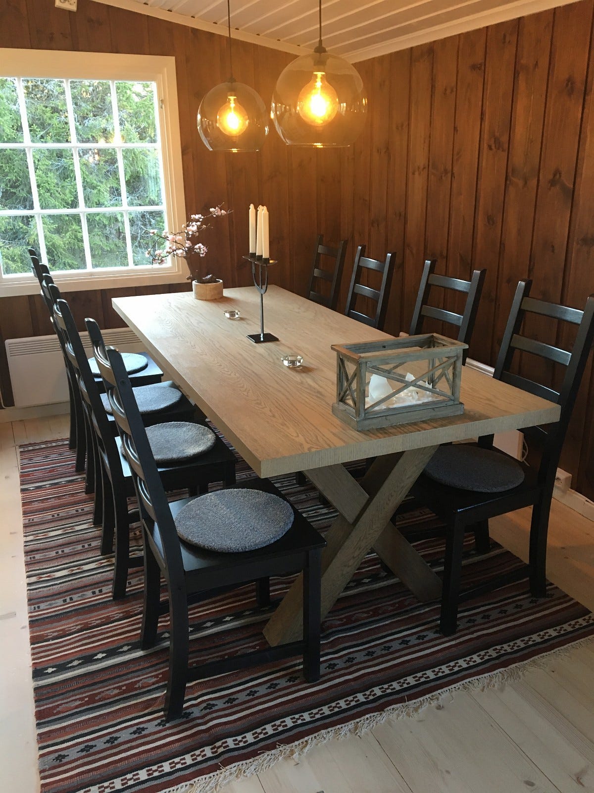 Spisestue med god plass til 8 (10) Galleribilde