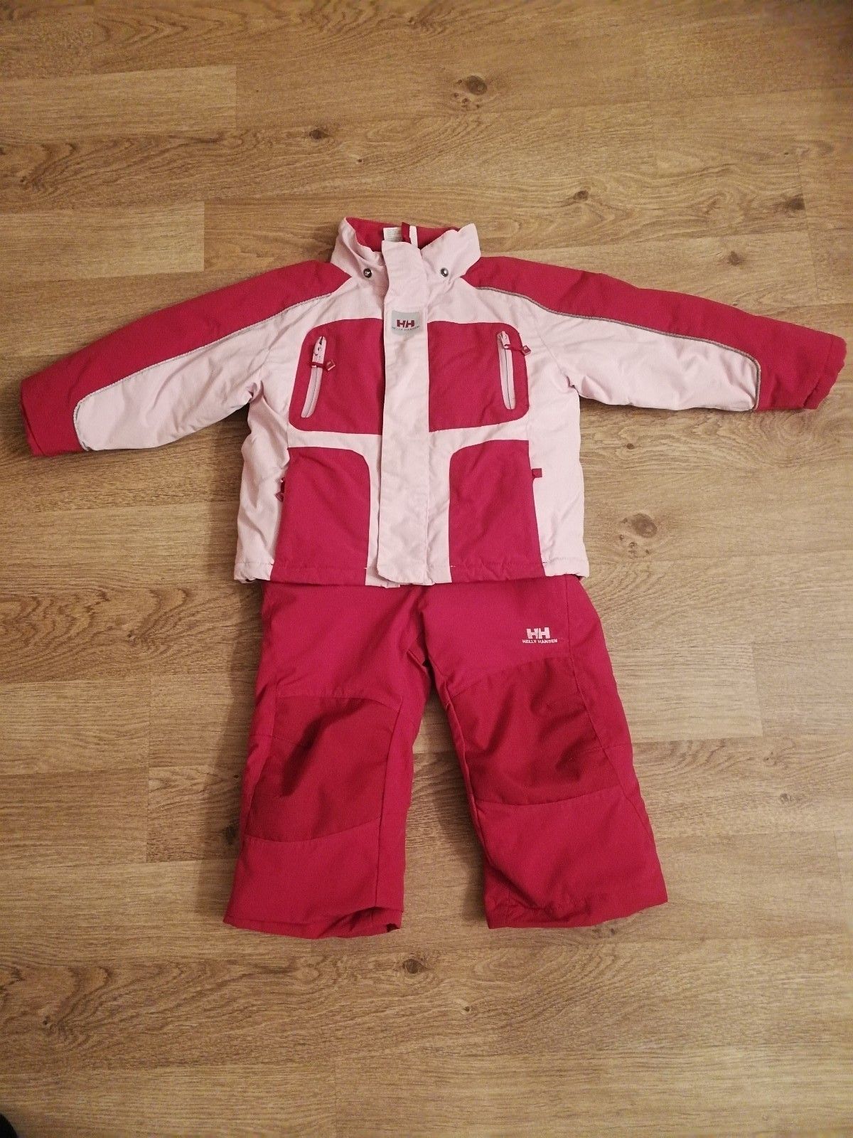 Vinter jakke og Kjøpe, selge og utveksle annonser finn den Helly hansen vinter Kjøpe, selge og utveksle annonser de