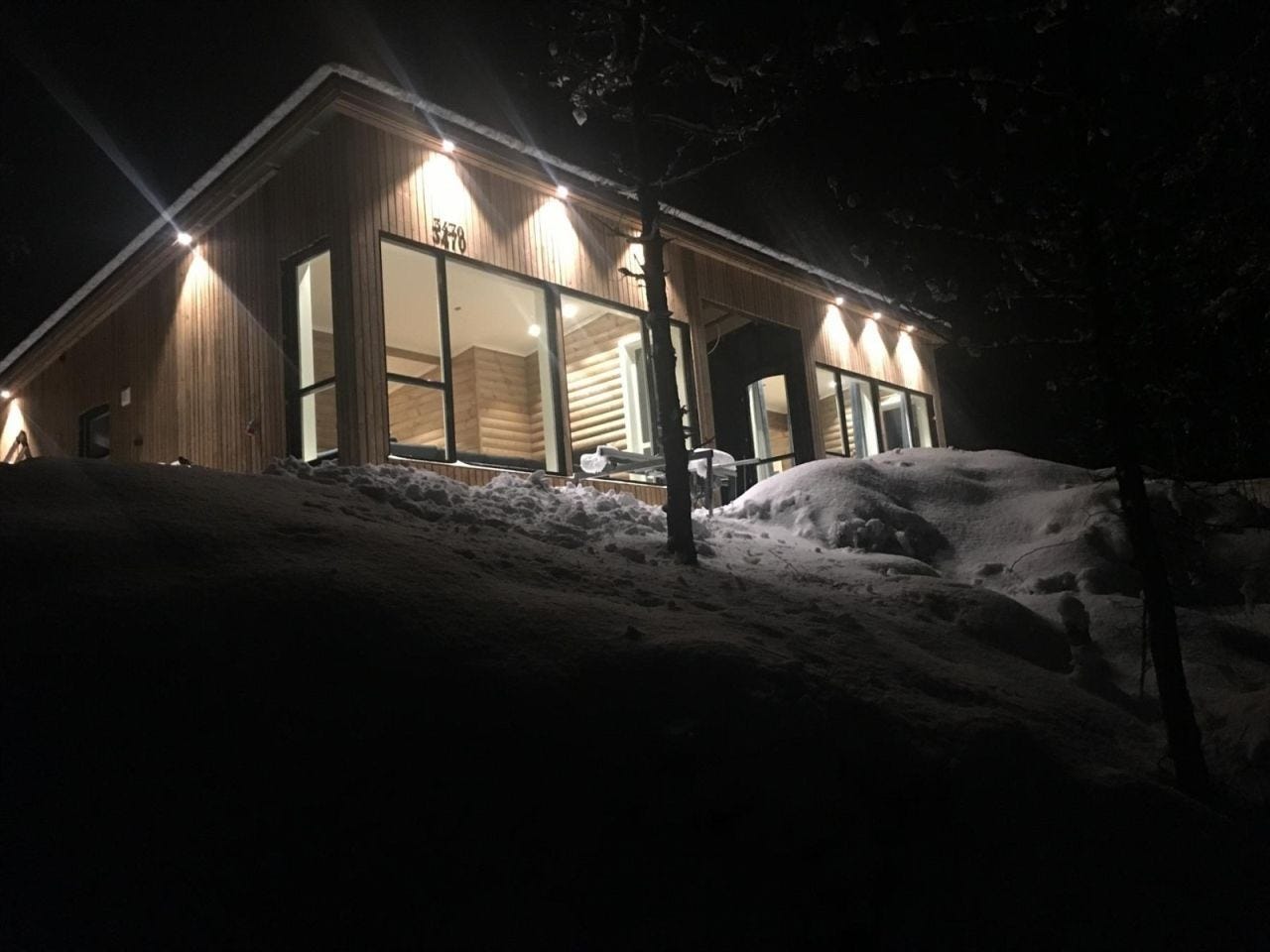 Front i mørket, fint belyst Galleribilde