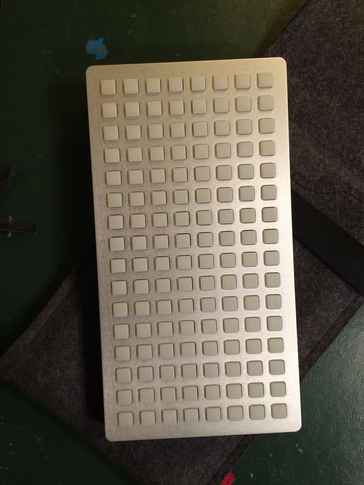 Monome grid / arc edition check - Monome - lines