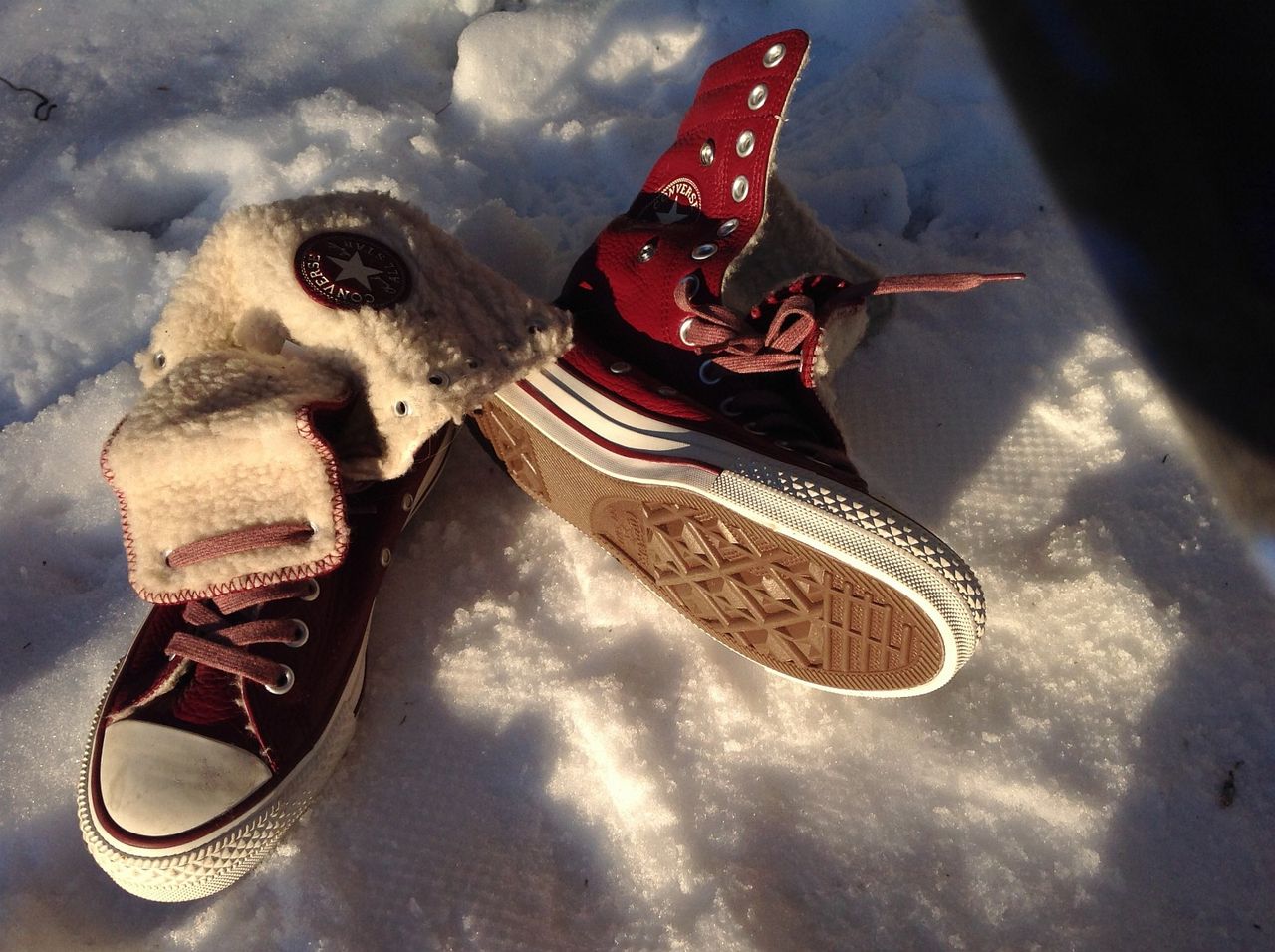 Nye vinter Converse høye sko i skinn foring, burgunder farge str 38 | FINN torget