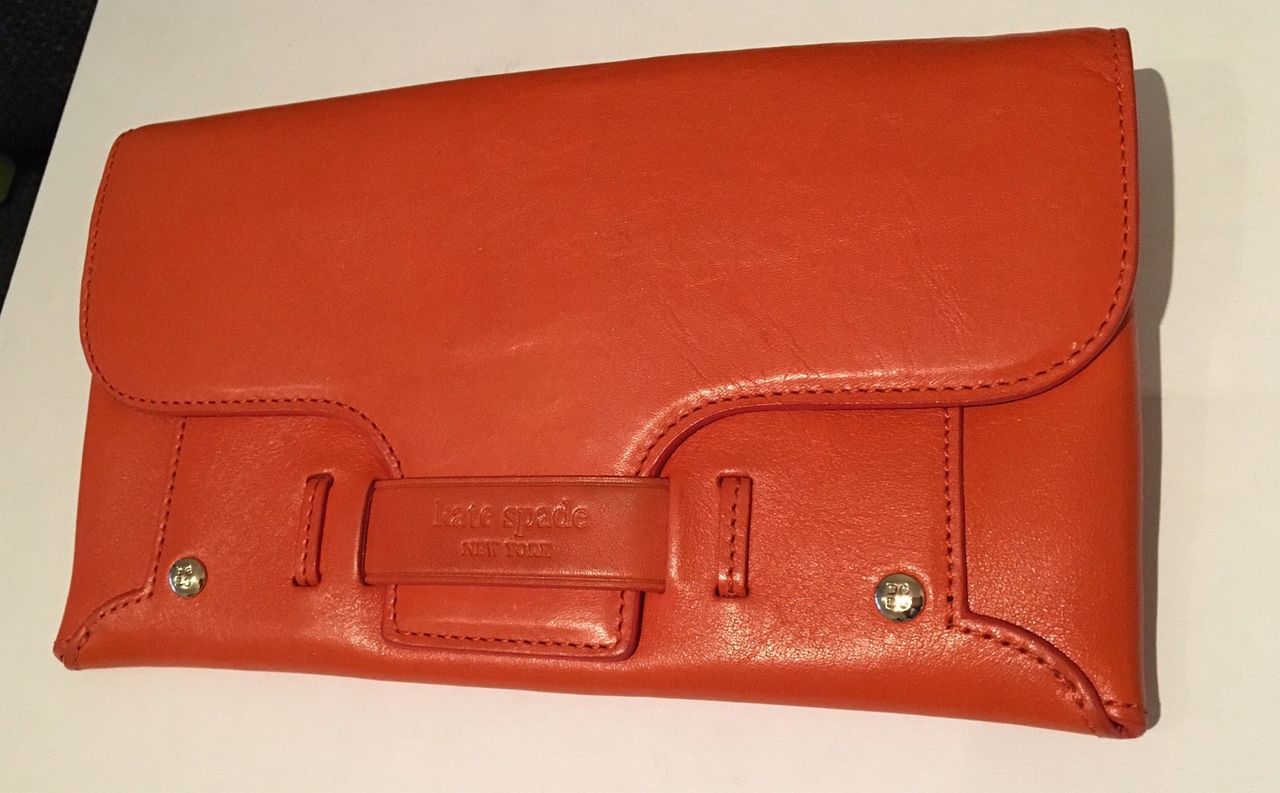 Designerveske clutch fra Kate Spade | FINN.no Kate Spade Vesker | Dame | Nye designervesker på nett hos